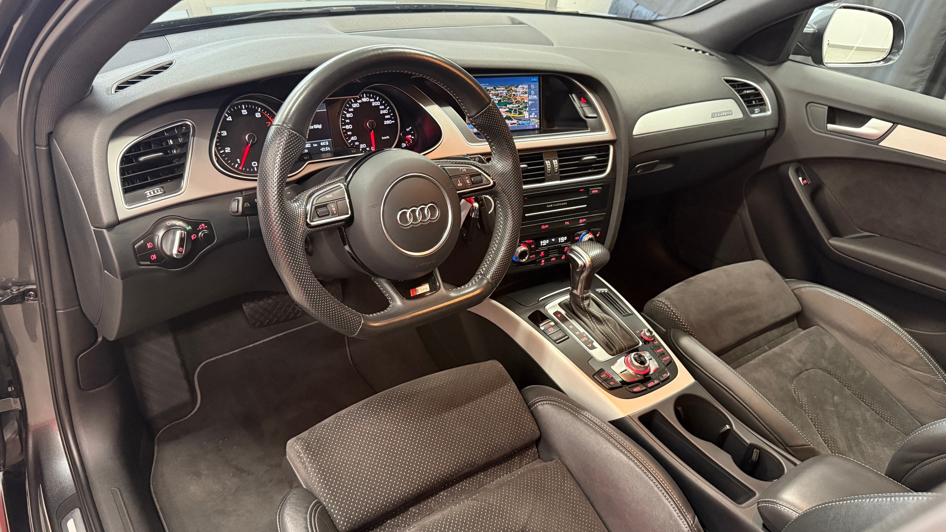 AUDI A4 Avant 2.0 TFSI quattro s-tronic S-Line/aus 1 Hand/Audi Service/mit Abstandsregler/DAB/8F, 1 J. / 20000km Garantie-image-8