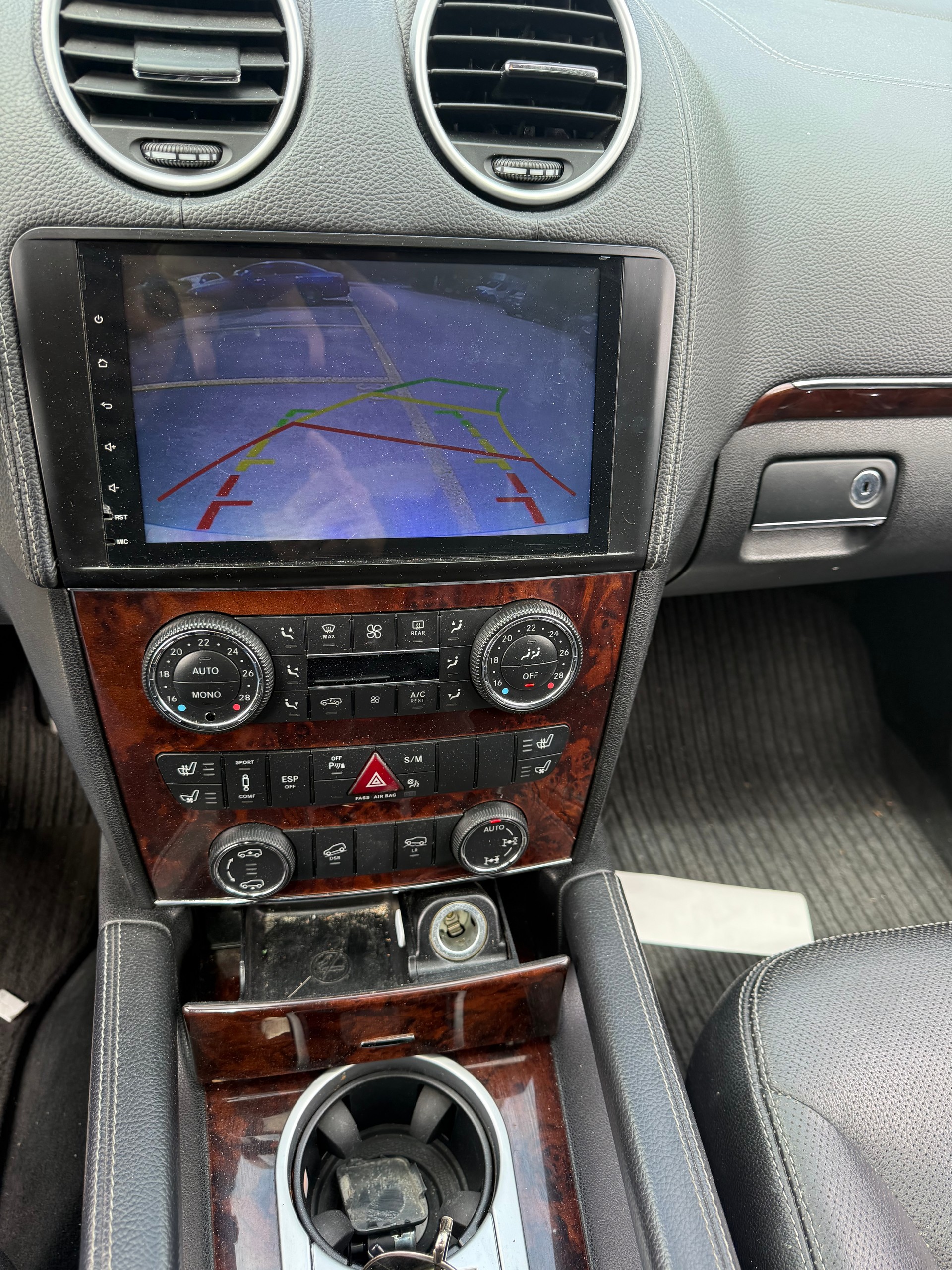 MERCEDES-BENZ GL 320 CDI 4Matic 7G-Tronic-image-11
