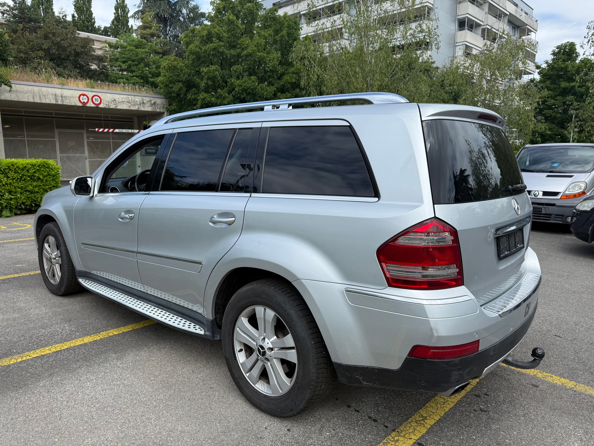 MERCEDES-BENZ GL 320 CDI 4Matic 7G-Tronic-image-2