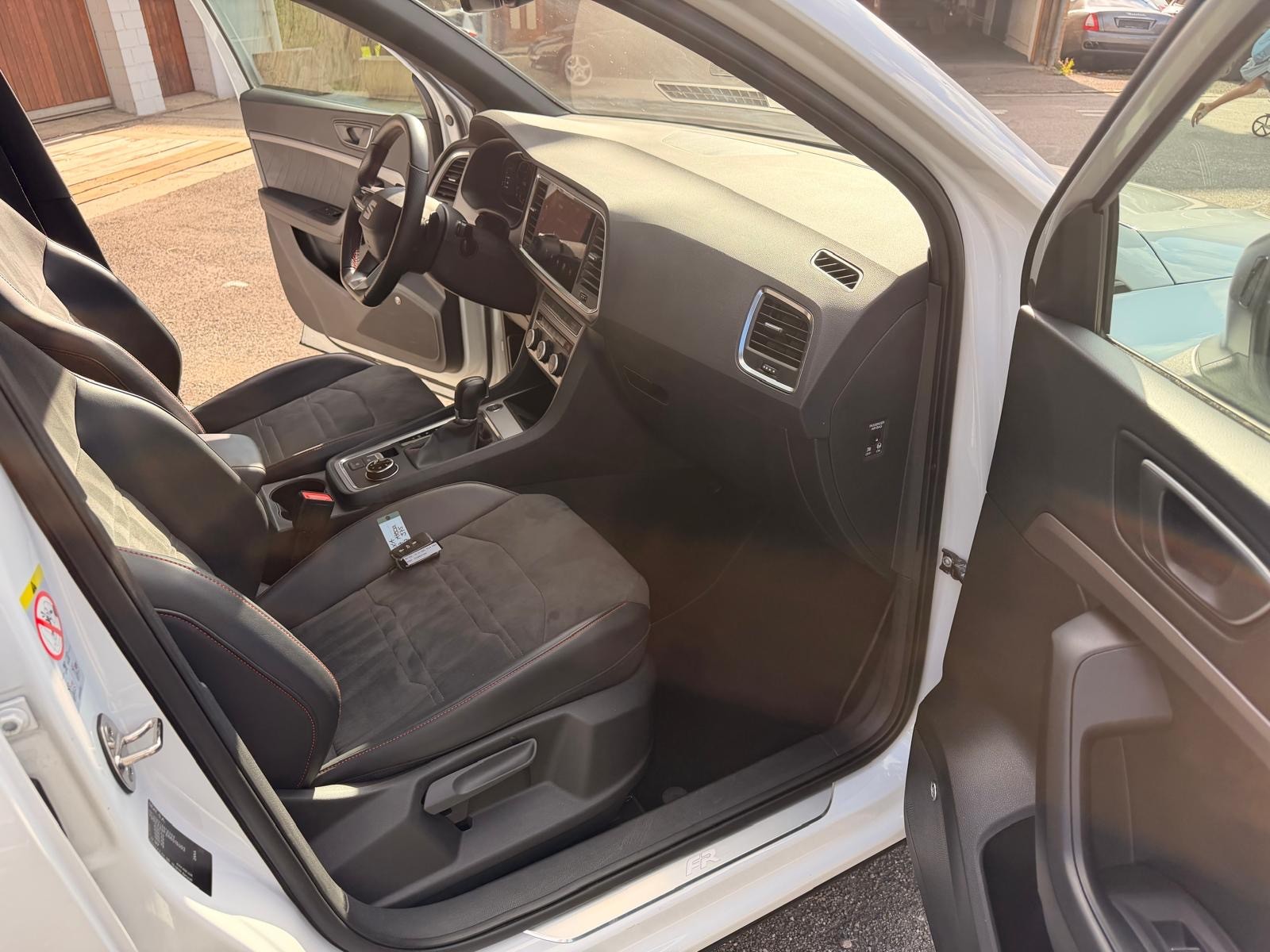 SEAT Ateca 2.0 TSI FR 4Drive DSG-image-11