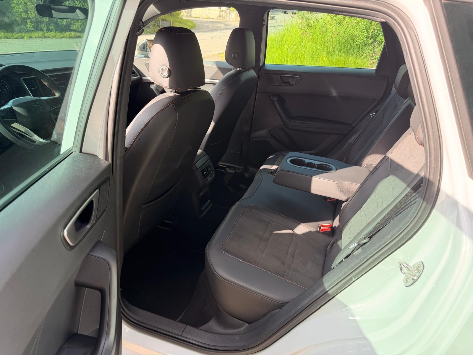 SEAT Ateca 2.0 TSI FR 4Drive DSG-image-8