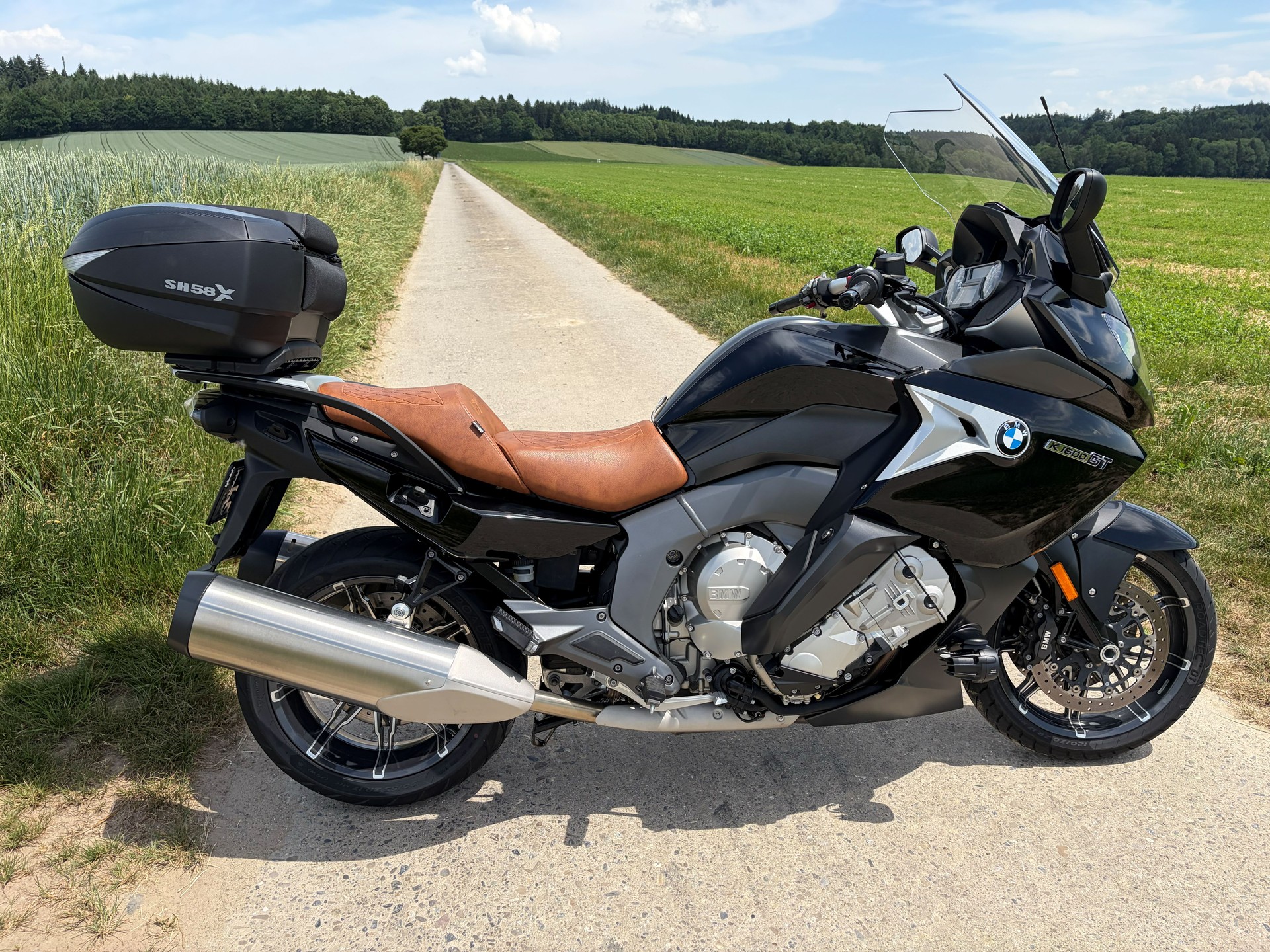 BMW K 1600 GT-image-11