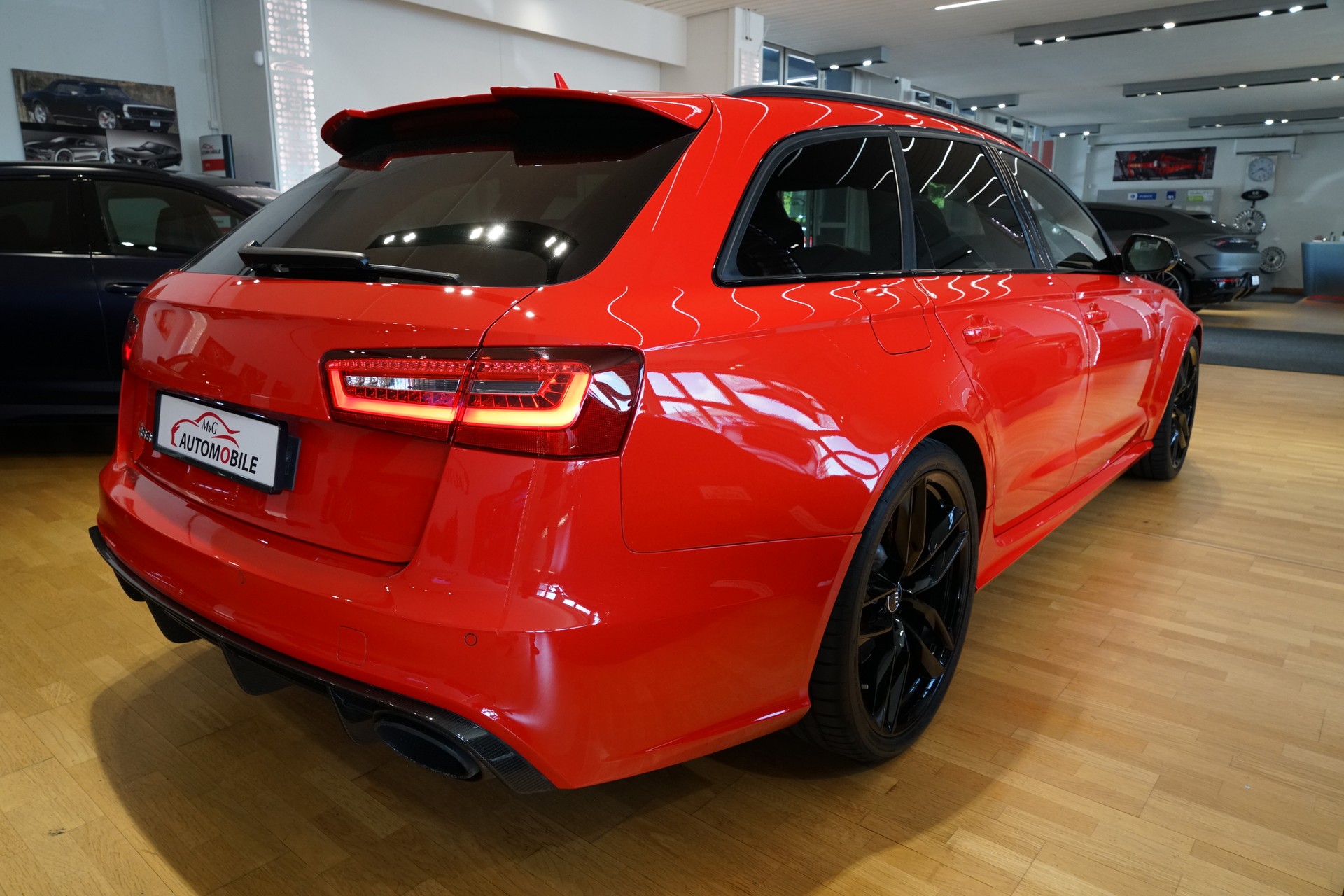 AUDI RS6 Avant 4.0 TFSI V8 quattro Tiptronic Audi Exclusive-image-8