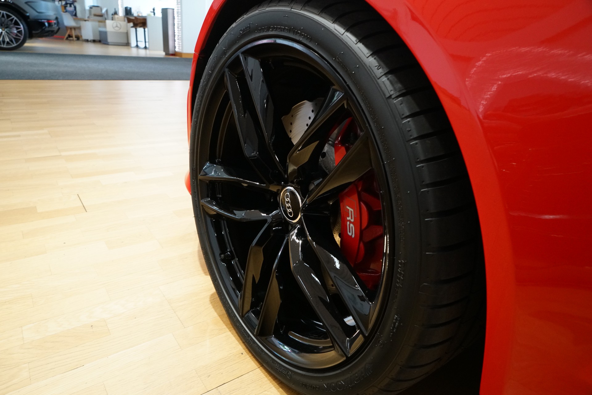 AUDI RS6 Avant 4.0 TFSI V8 quattro Tiptronic Audi Exclusive-image-5