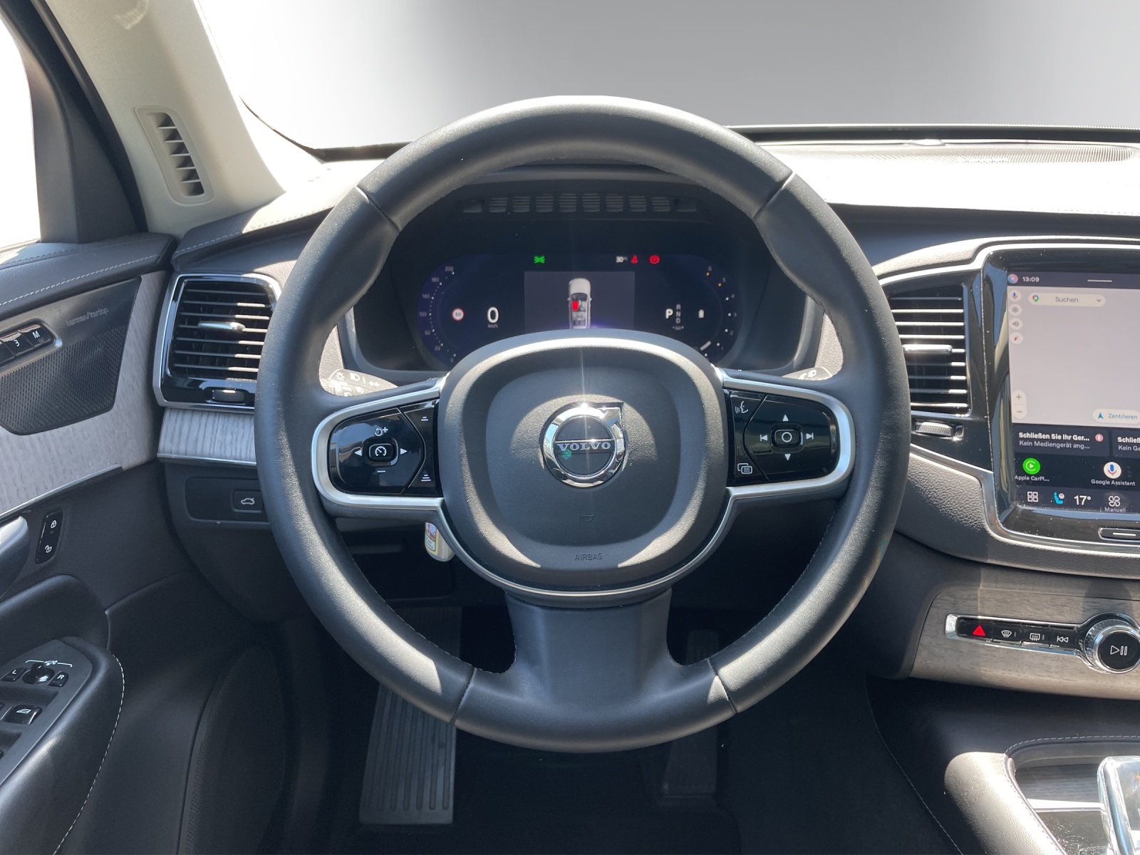 VOLVO XC90 B5 Diesel Mild Hybrid AWD Ultimate Dark Geartronic-image-14