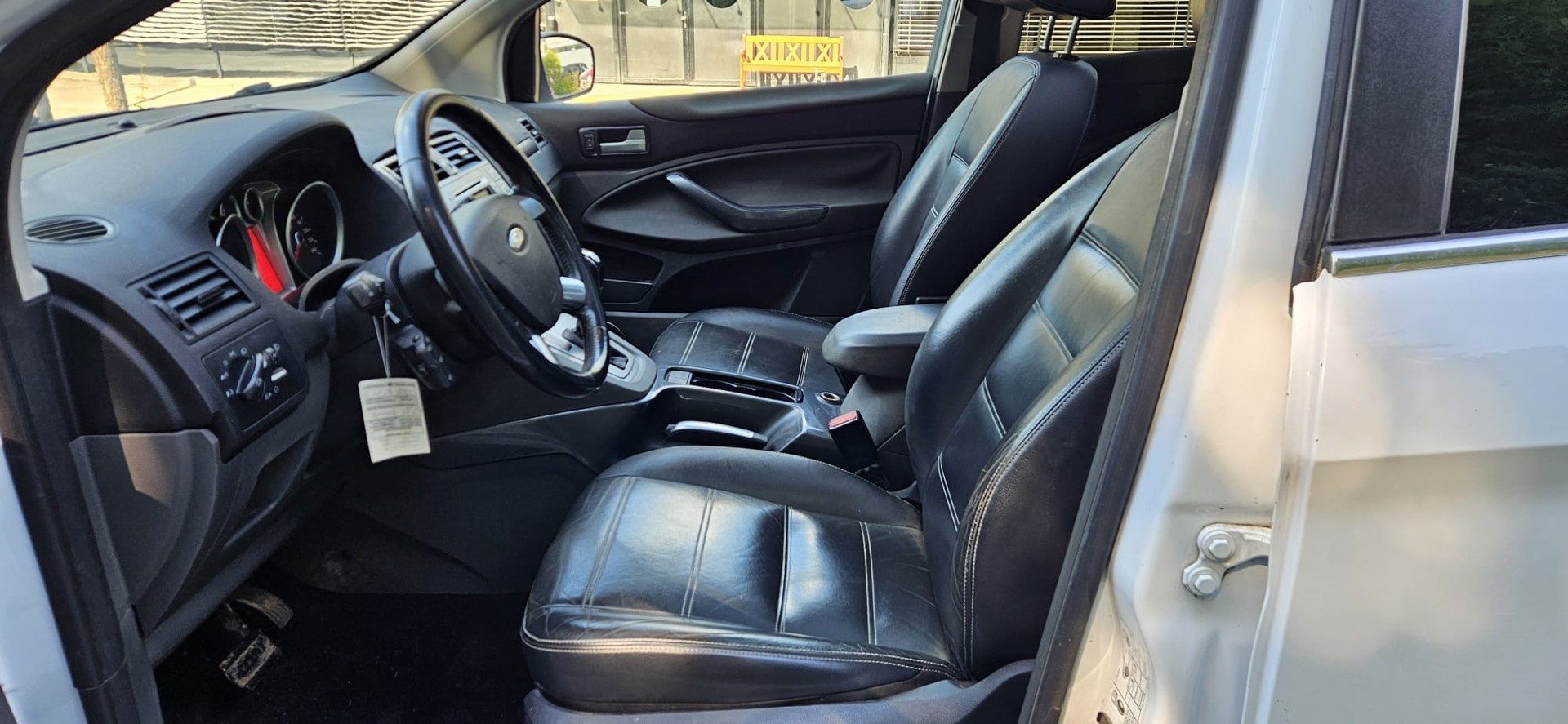 FORD Kuga 2.0 TDCi Titanium 4WD PowerShift-image-6