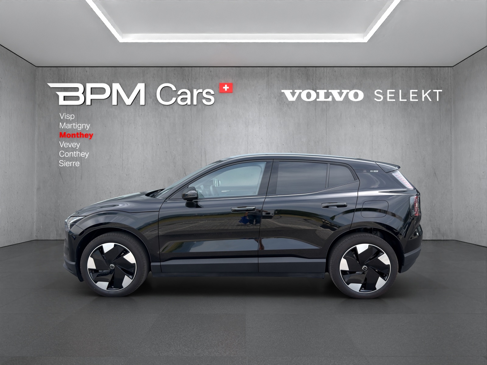 VOLVO EX30 E60 69kWh Single Motor Extended Range Plus-image-6