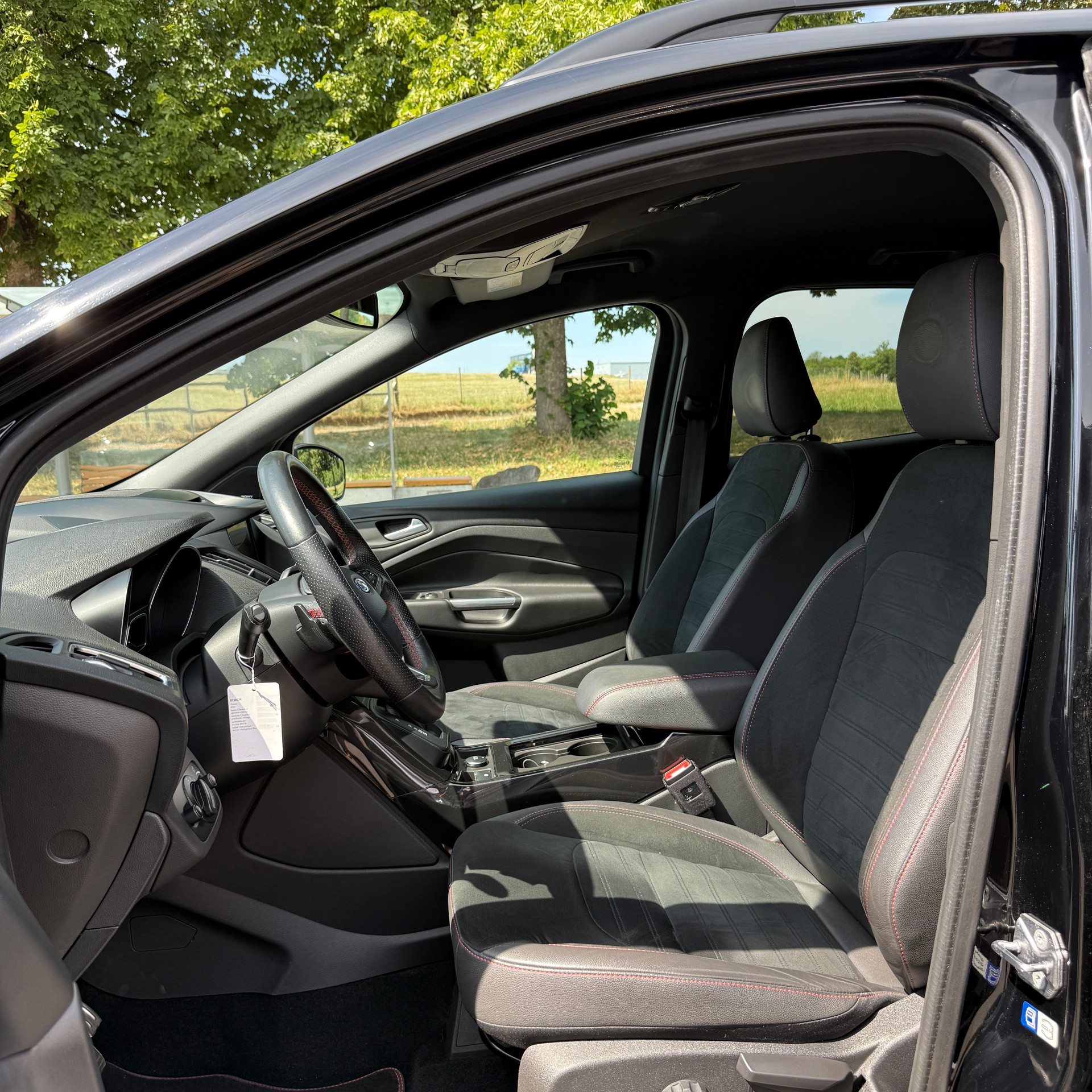 FORD Kuga 2.0 TDCi ST Line High 4WD PowerShift-image-8