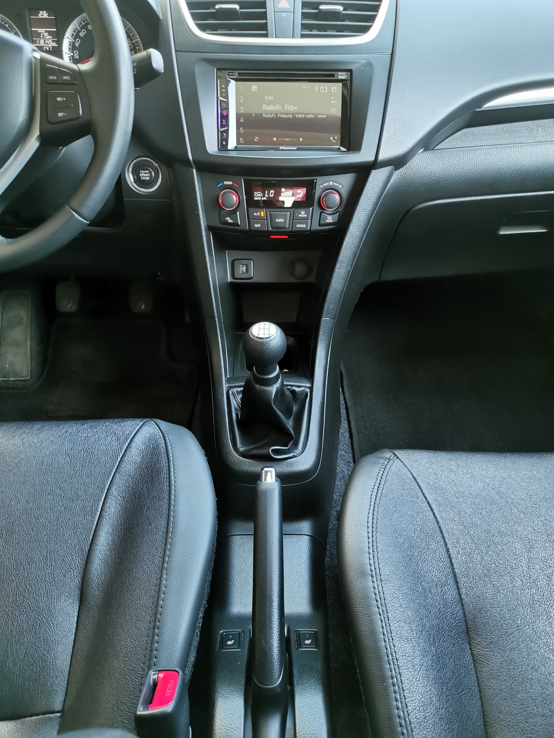 SUZUKI Swift 1.2i 16V Pack 4x4-image-10