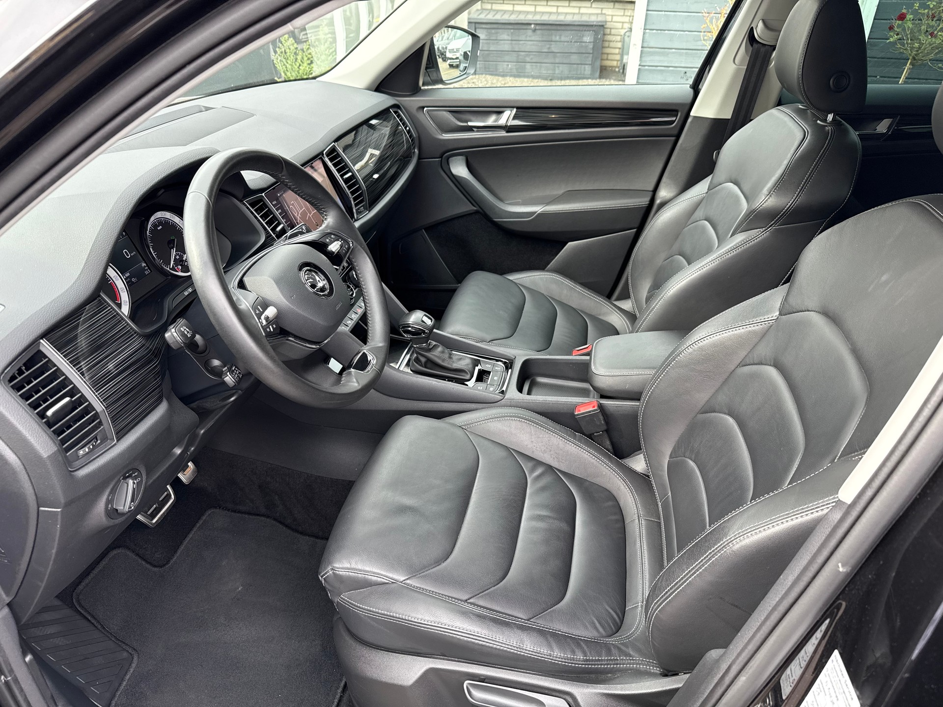 SKODA Kodiaq 2.0 TDI 200 Style DSG-image-8
