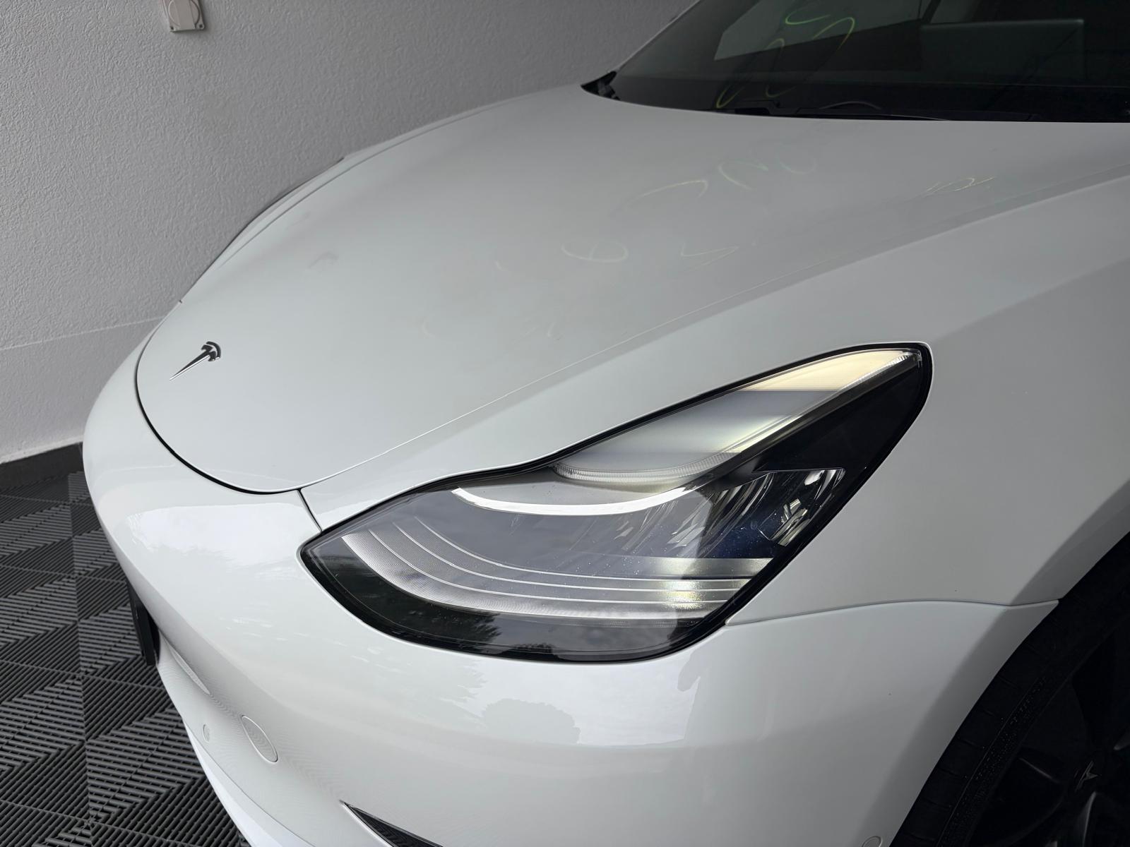 TESLA Model 3 Performance Dual Motor AWD - Conduite Autonome * Full Self Driving *-showroom-element-1