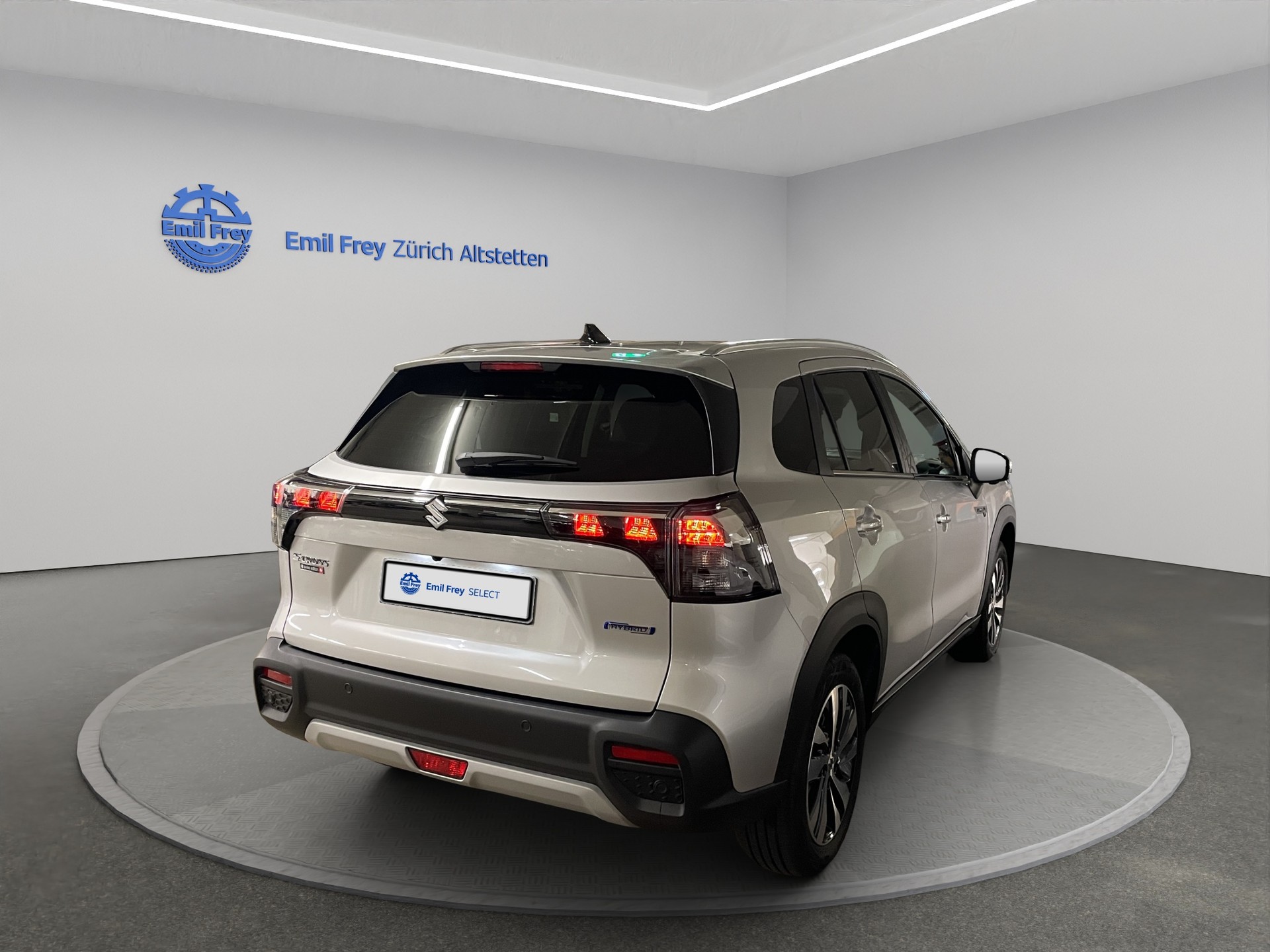 SUZUKI S-Cross 1.4 T Sakura Top Hybrid 4x4-showroom-element-2