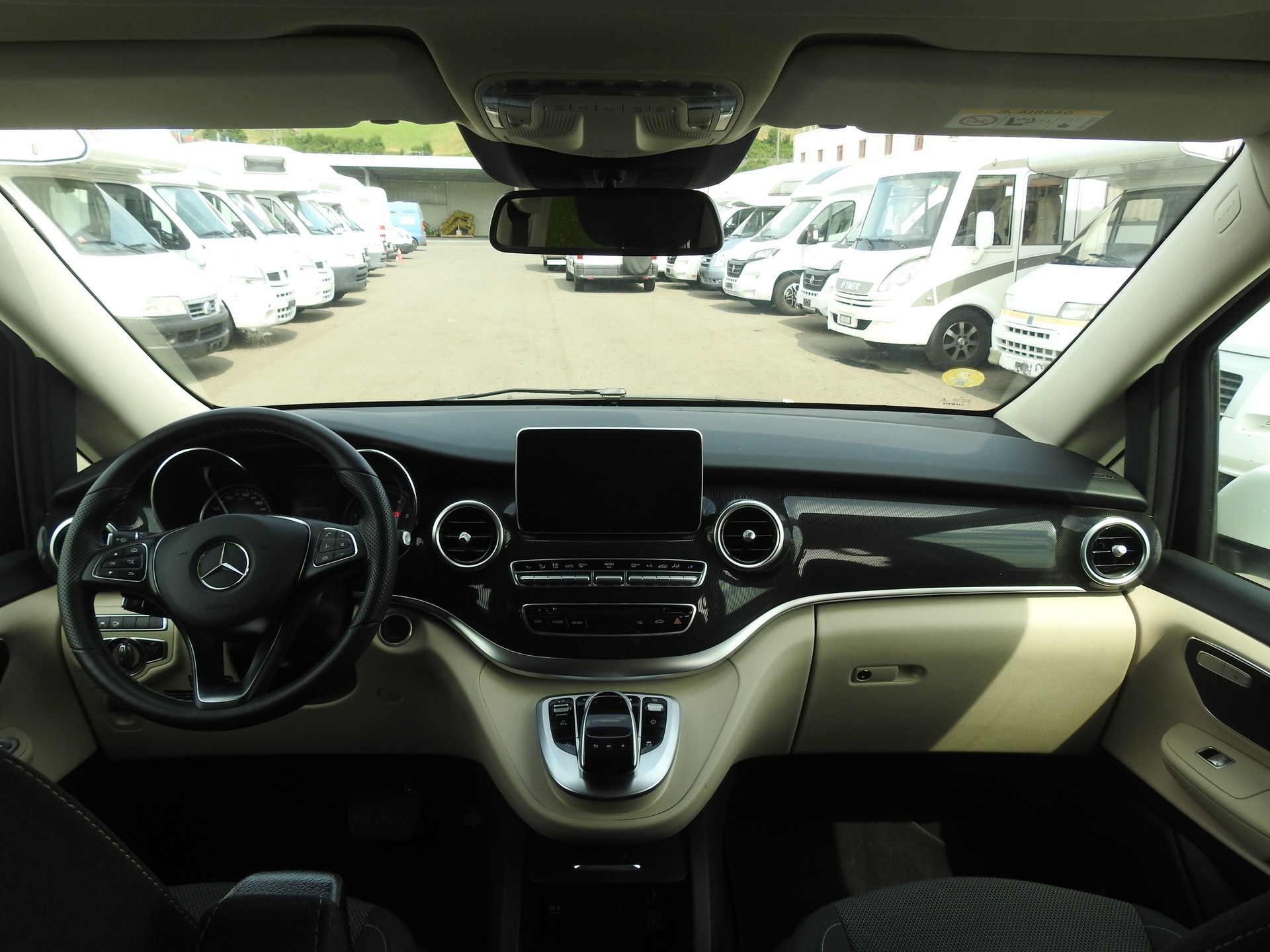 MERCEDES-BENZ Marco Polo 250 d 7G-Tronic 4M-image-15