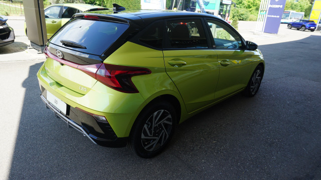 HYUNDAI i20 1.0 T-GDi Amplia DCT-showroom-element-3