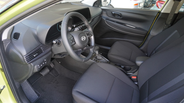 HYUNDAI i20 1.0 T-GDi Amplia DCT-image-9