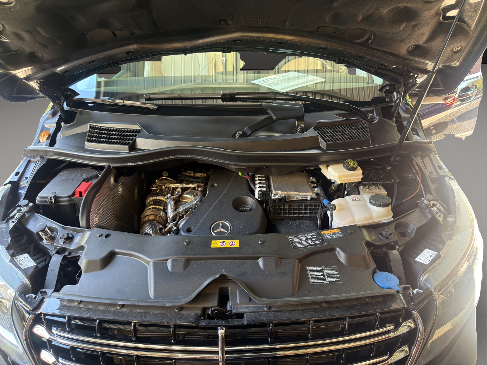 MERCEDES-BENZ V 300 d lang Exclusive 4Matic 9G-Tronic-image-12