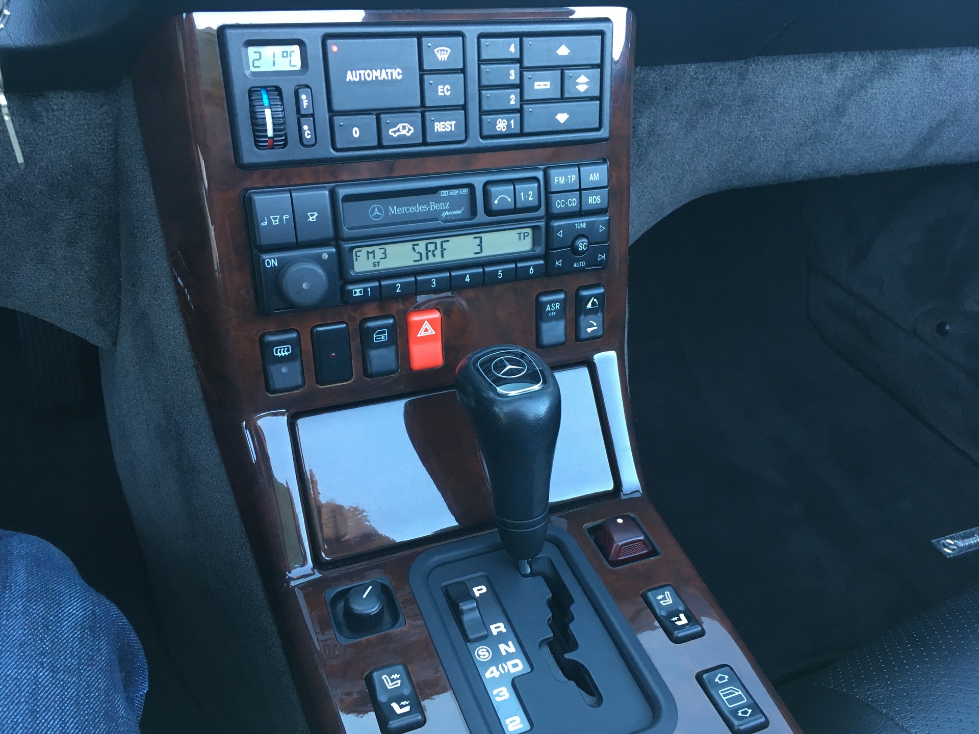 MERCEDES-BENZ SL 320 mit Veteraneneintrag-image-4