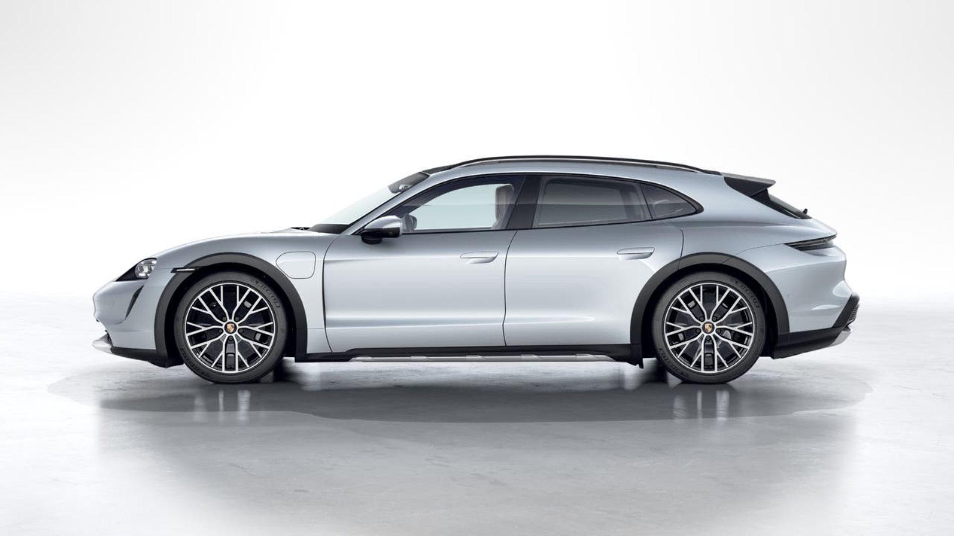 PORSCHE Taycan 4 Cross Turismo-showroom-element-1
