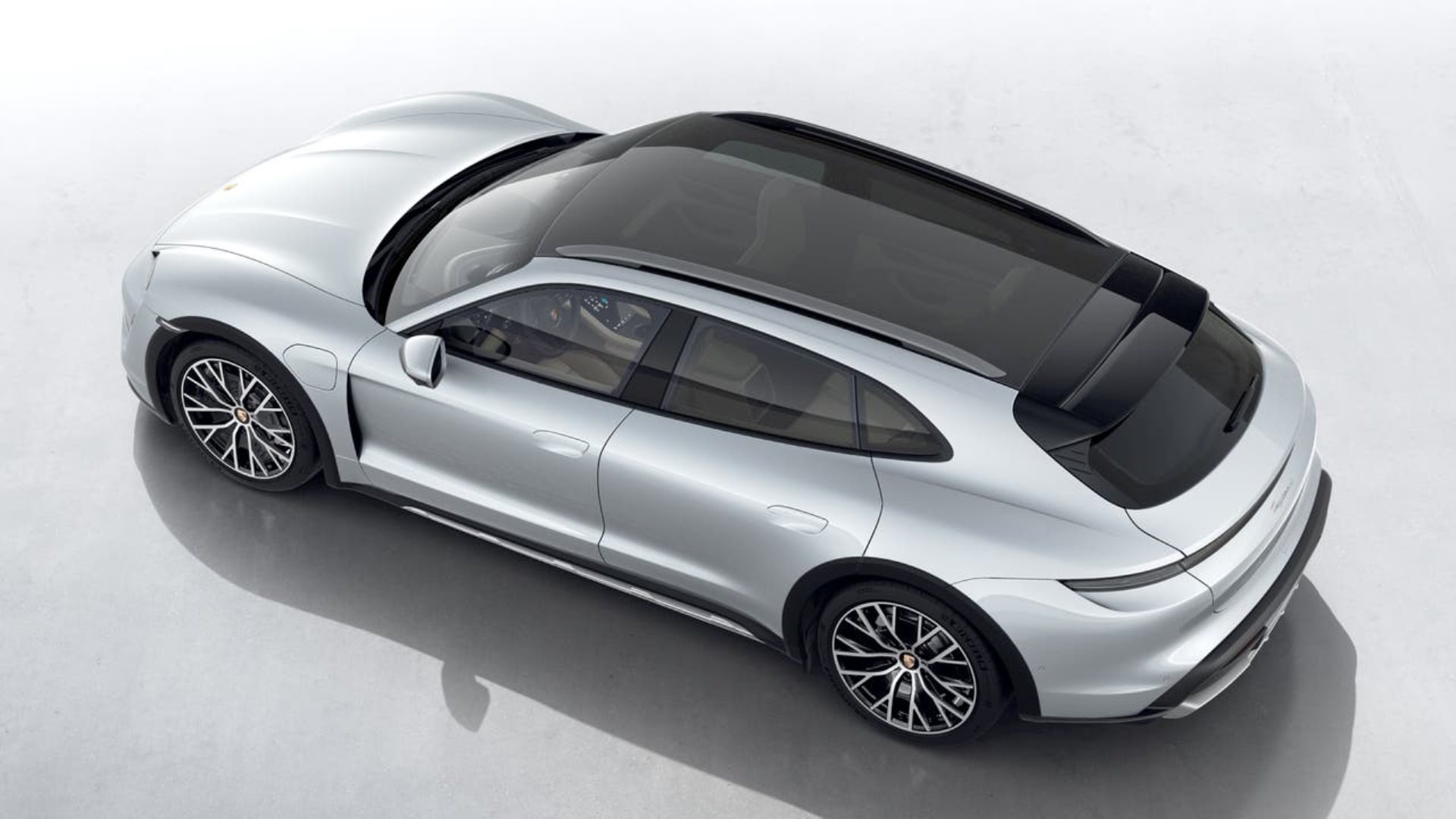PORSCHE Taycan 4 Cross Turismo-showroom-element-3