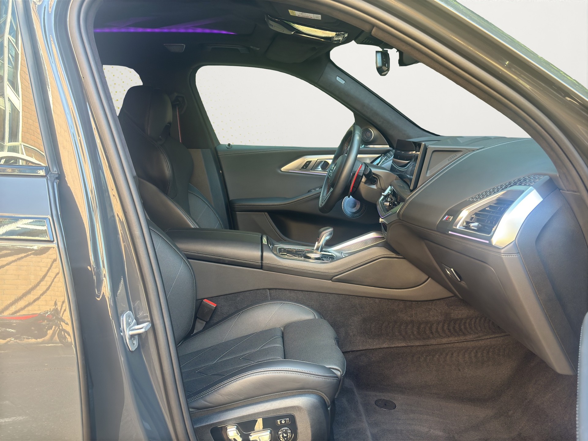 BMW XM xDrive PHEV Steptronic (CH) INDIVIDUAL-image-10