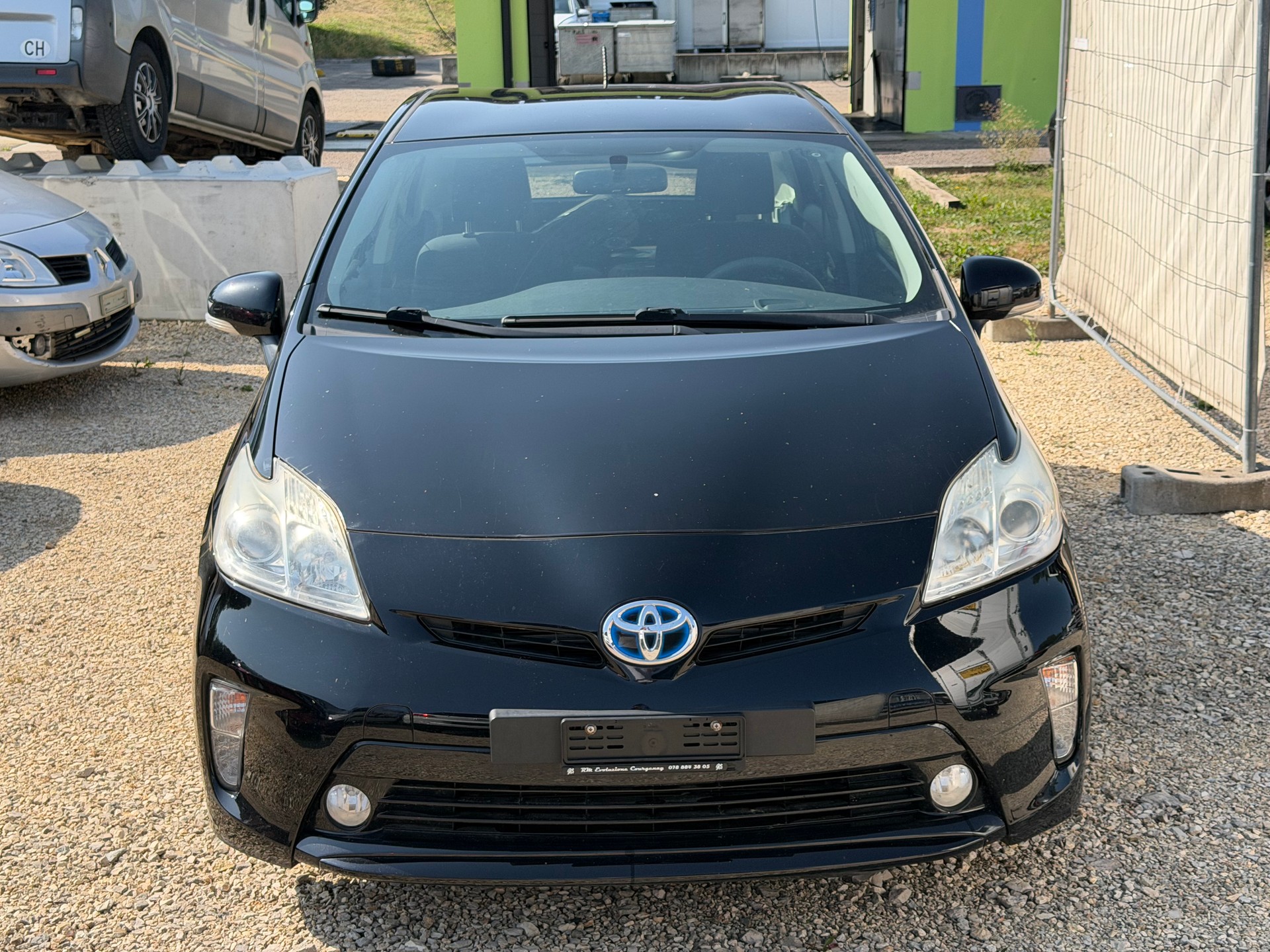 TOYOTA Prius 1.8 16V HSD Luna-image-1