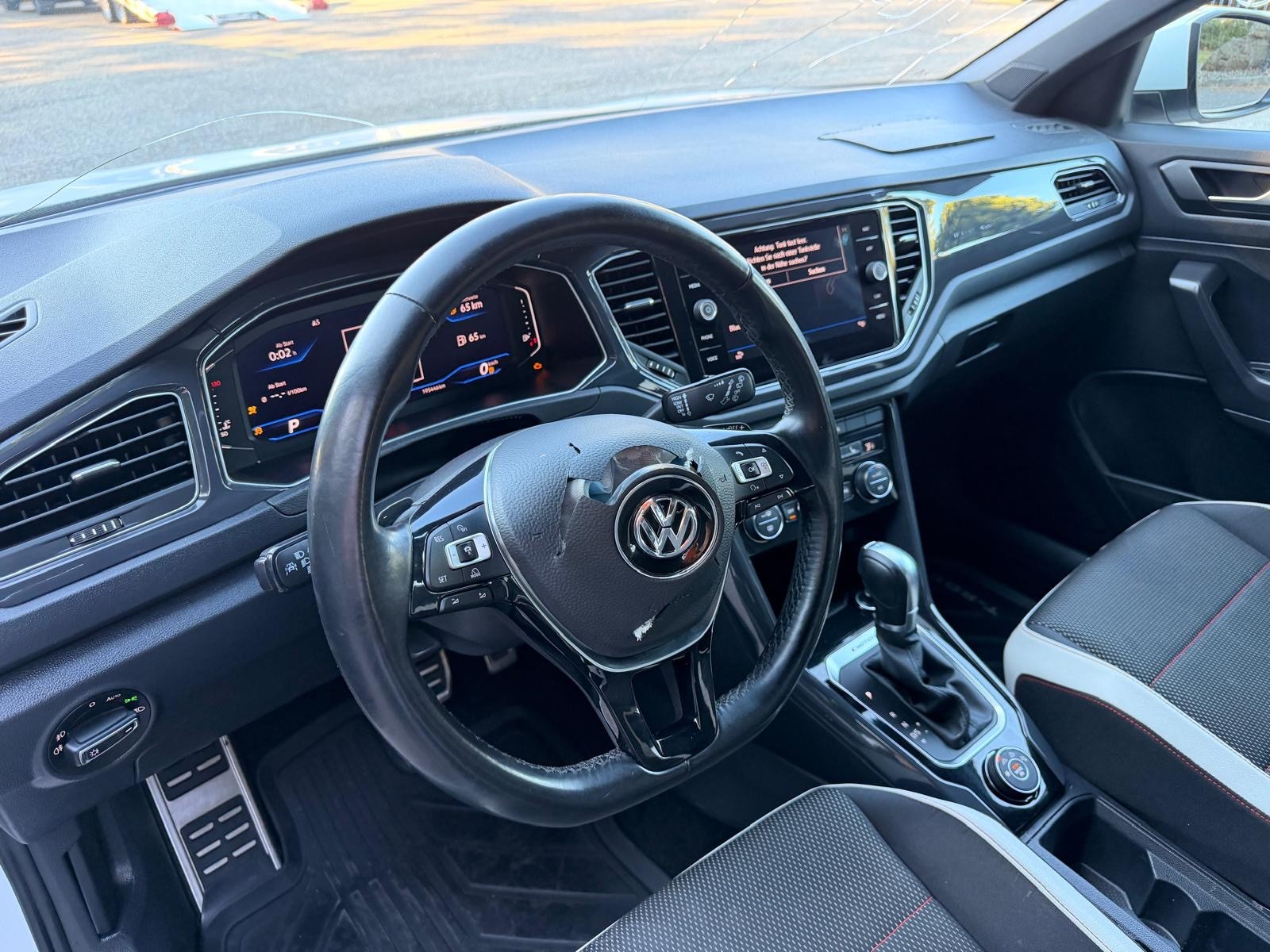 VW T-Roc 2.0 TDI SCR Advance DSG 4Motion-image-8