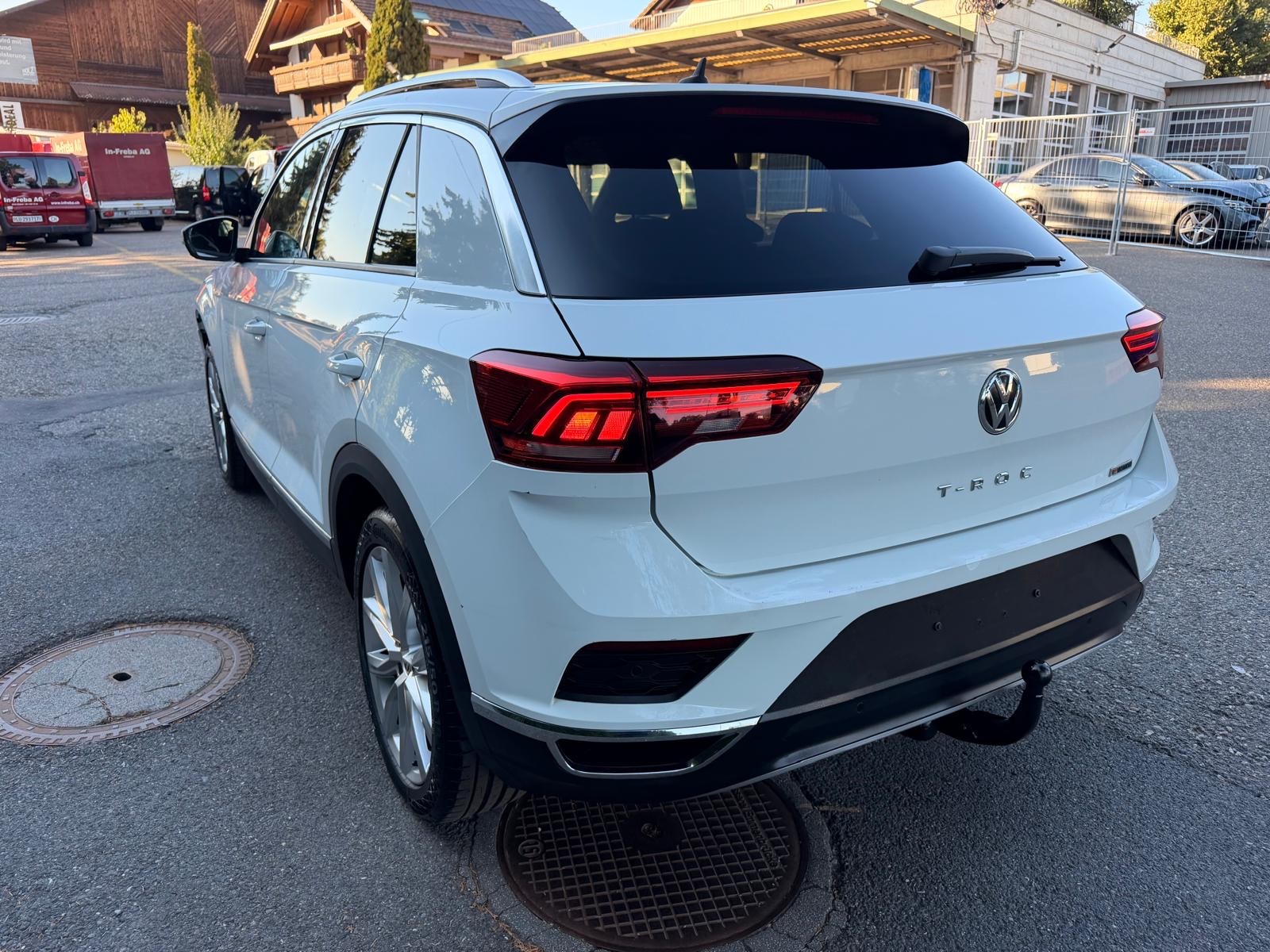 VW T-Roc 2.0 TDI SCR Advance DSG 4Motion-image-4