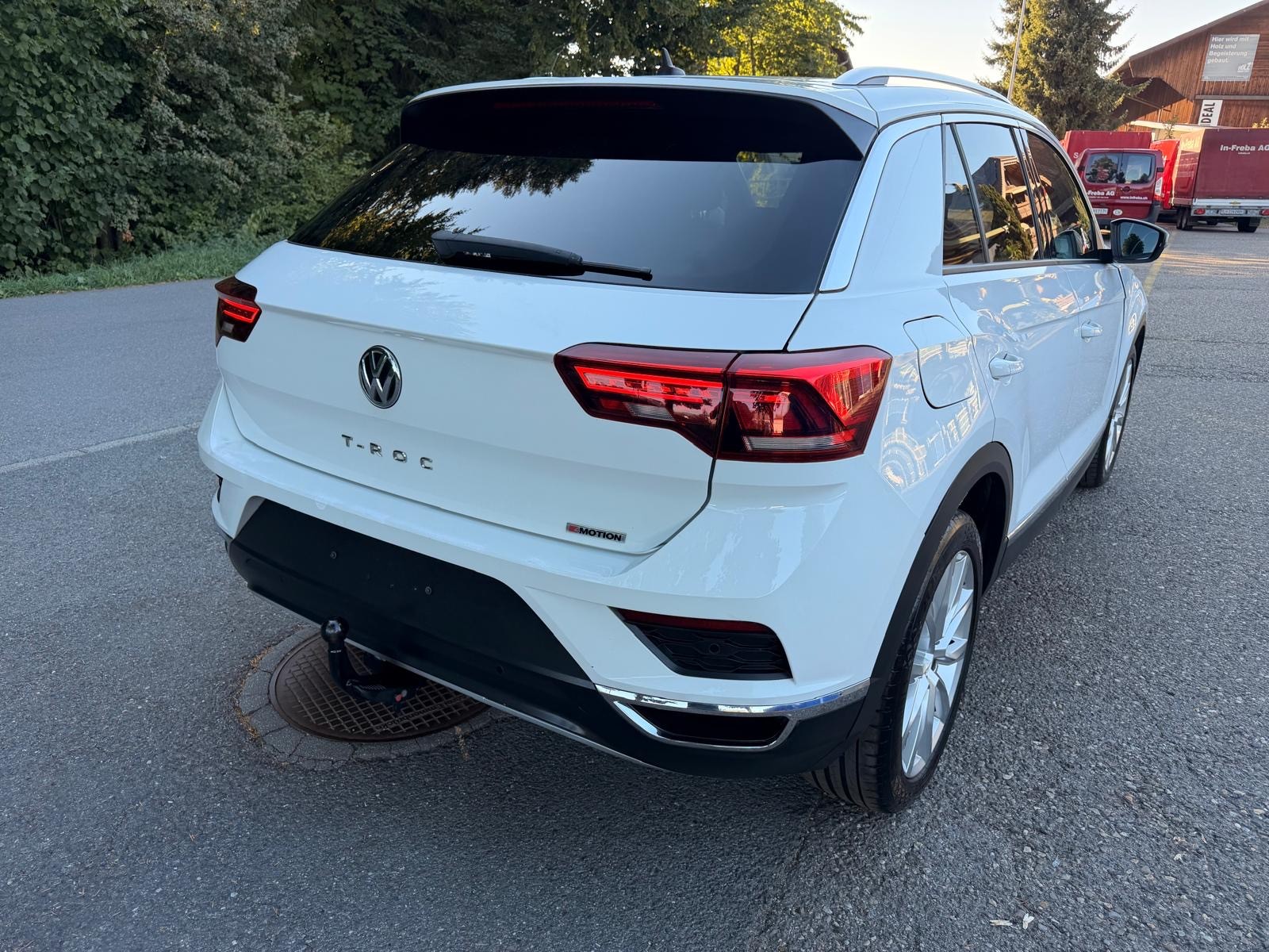 VW T-Roc 2.0 TDI SCR Advance DSG 4Motion-image-3