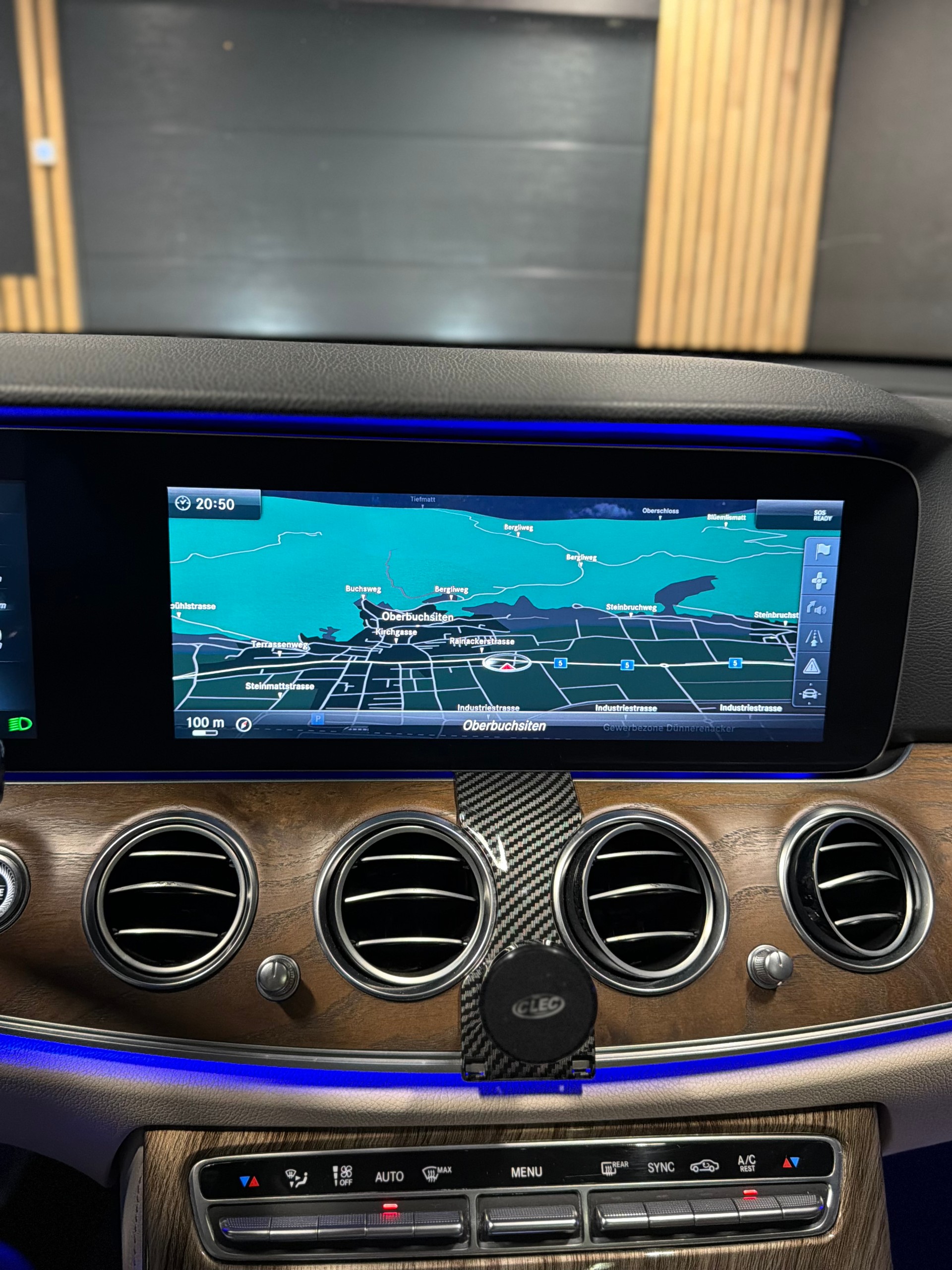 MERCEDES-BENZ E 350 d Avantgarde 9G-Tronic-image-14
