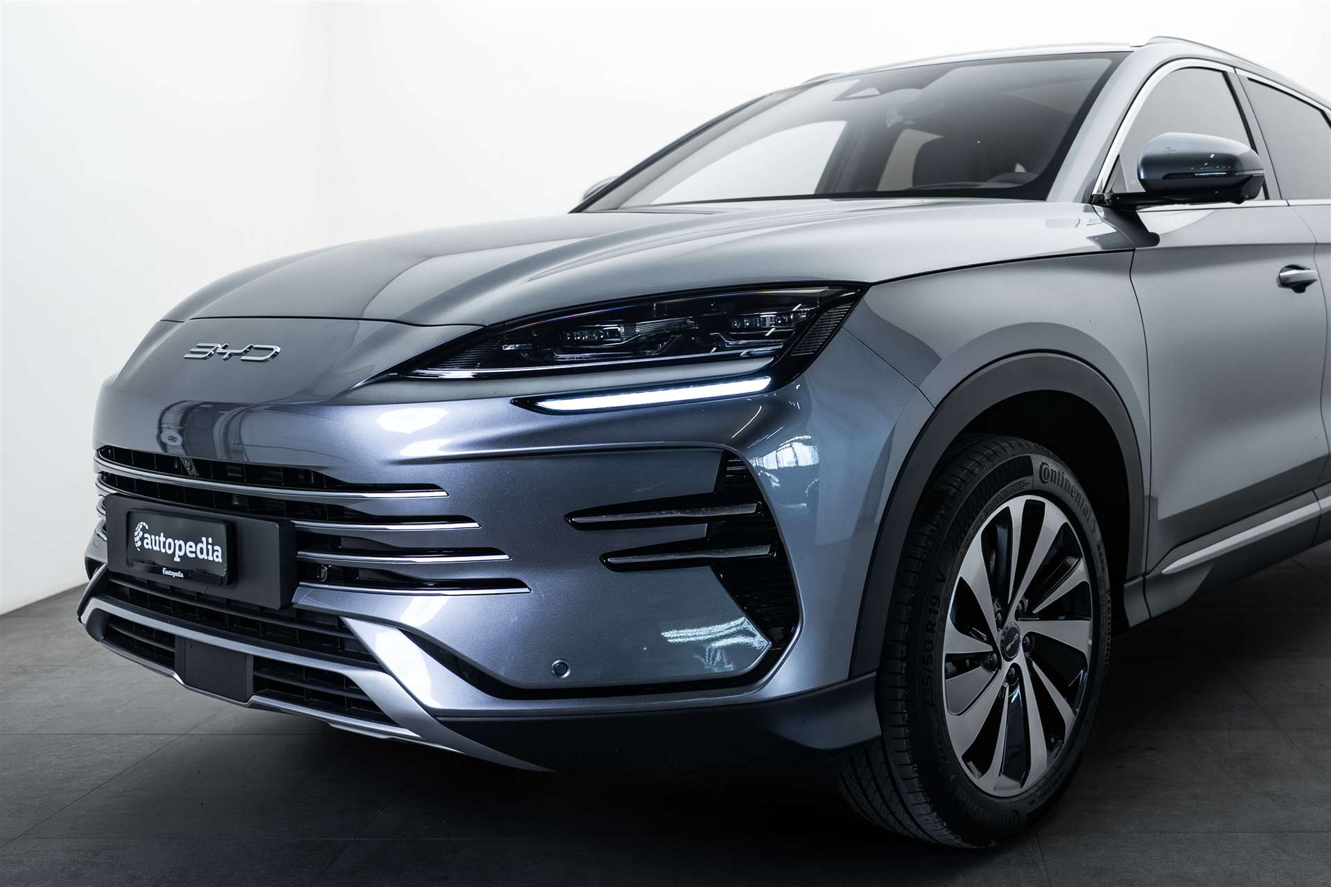 BYD BYD Seal U DM-i PHEV Design AWD 324PS Automat-showroom-element-1