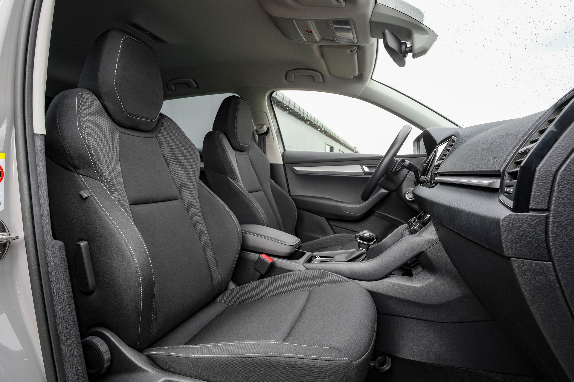SKODA Karoq 2.0 TDI Fresh 4x4 DSG-image-10