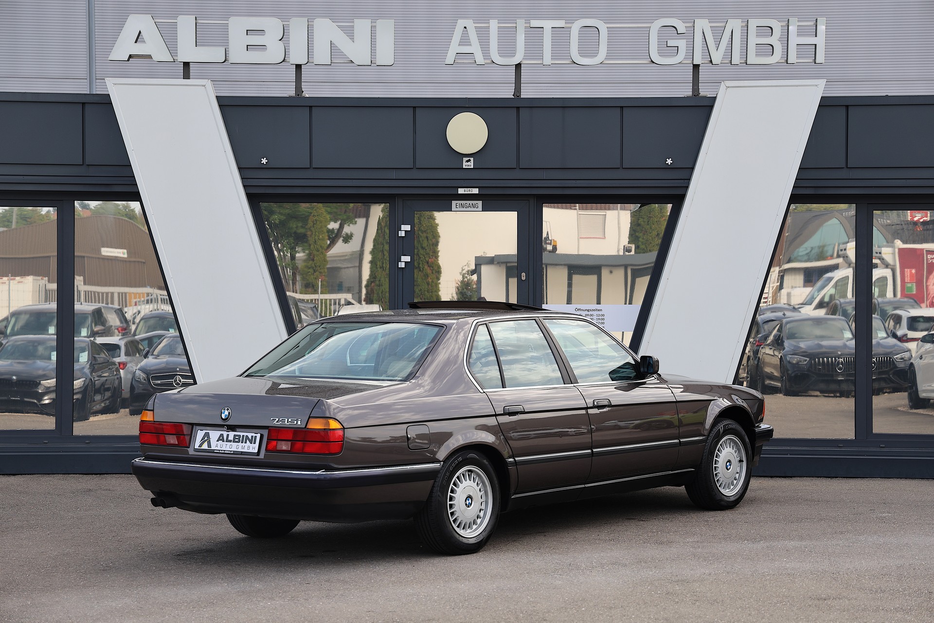 BMW 735i E32 *Veteranenfahrzeug*-showroom-element-2