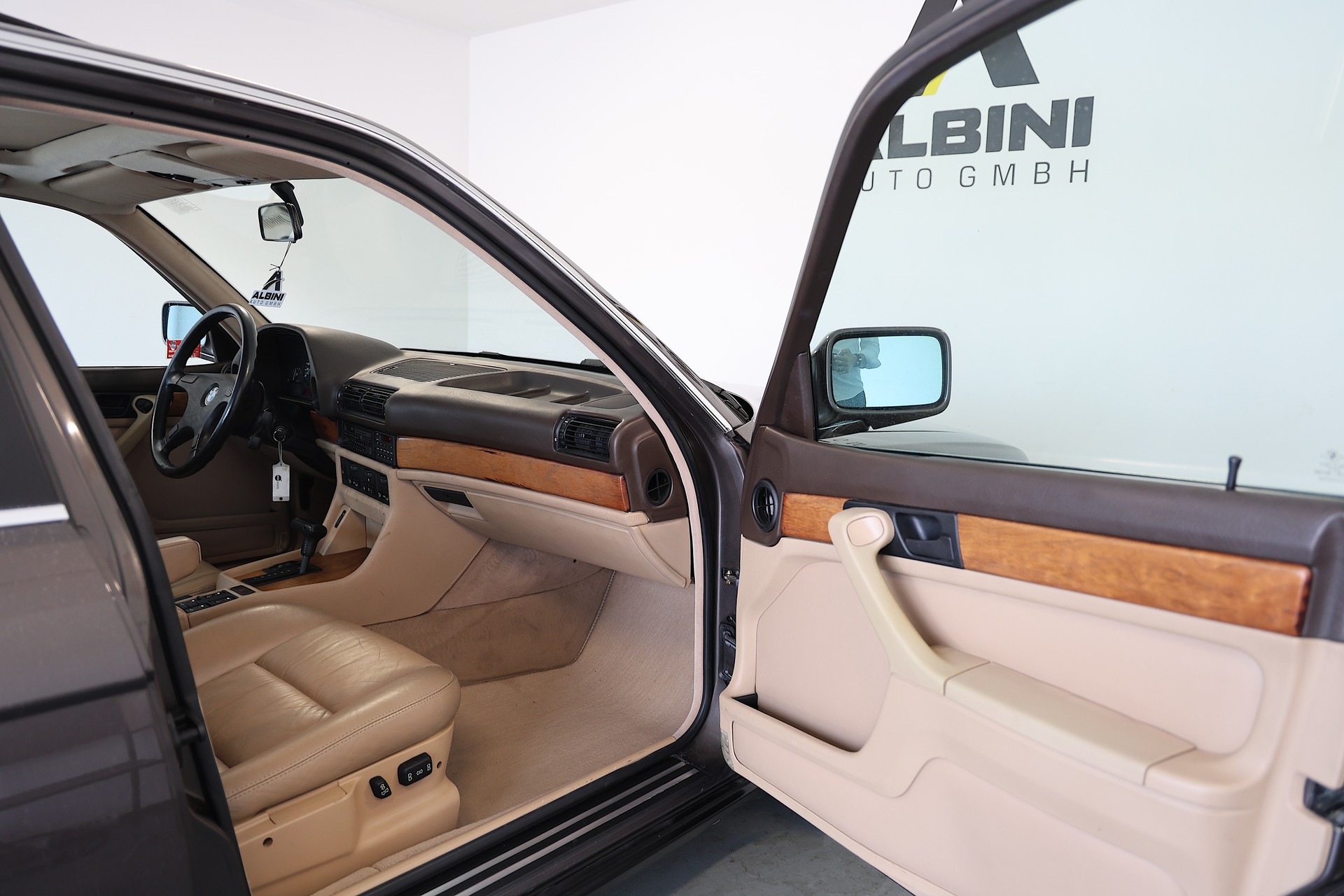 BMW 735i E32 *Veteranenfahrzeug*-image-11