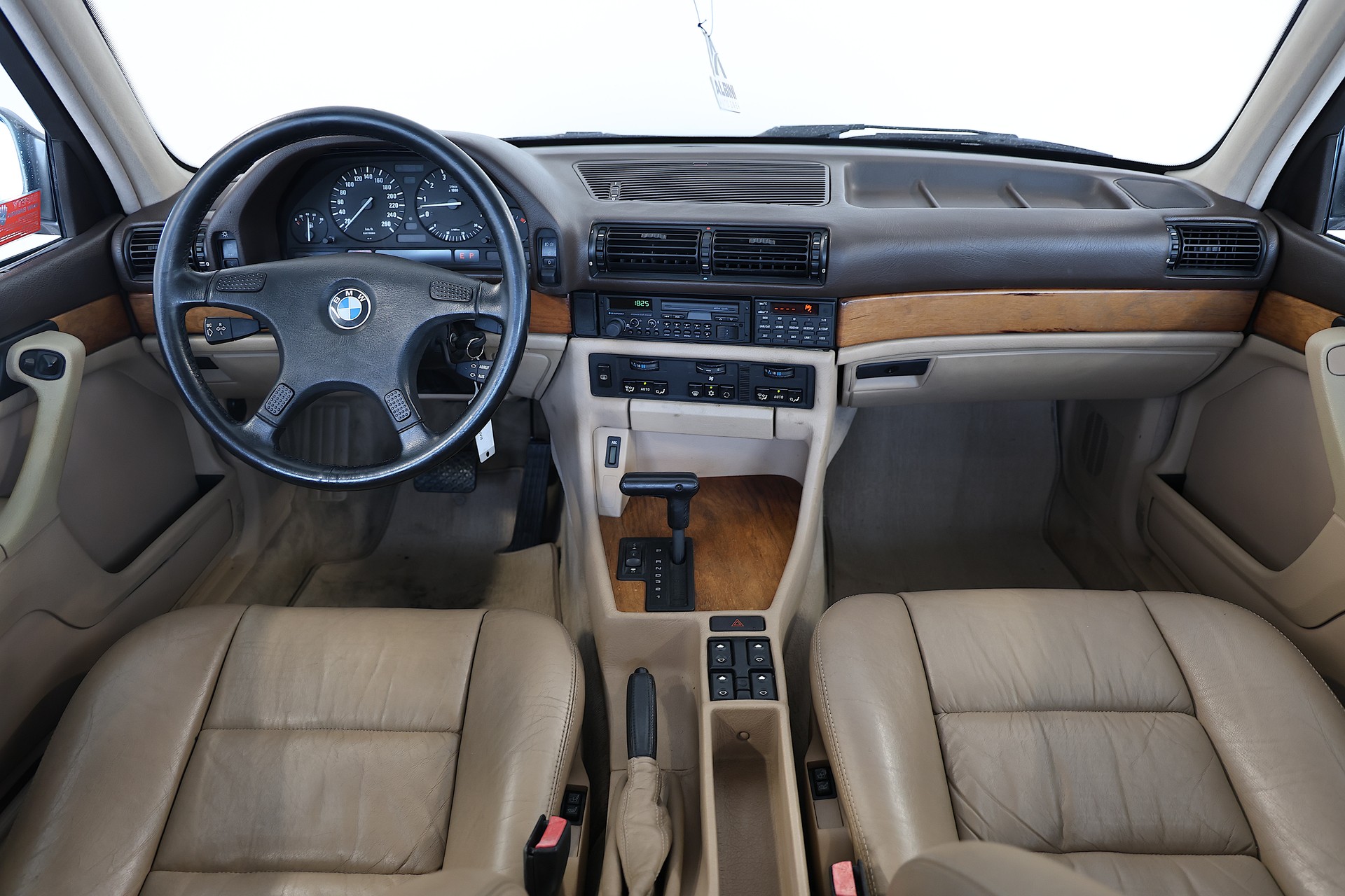 BMW 735i E32 *Veteranenfahrzeug*-image-10