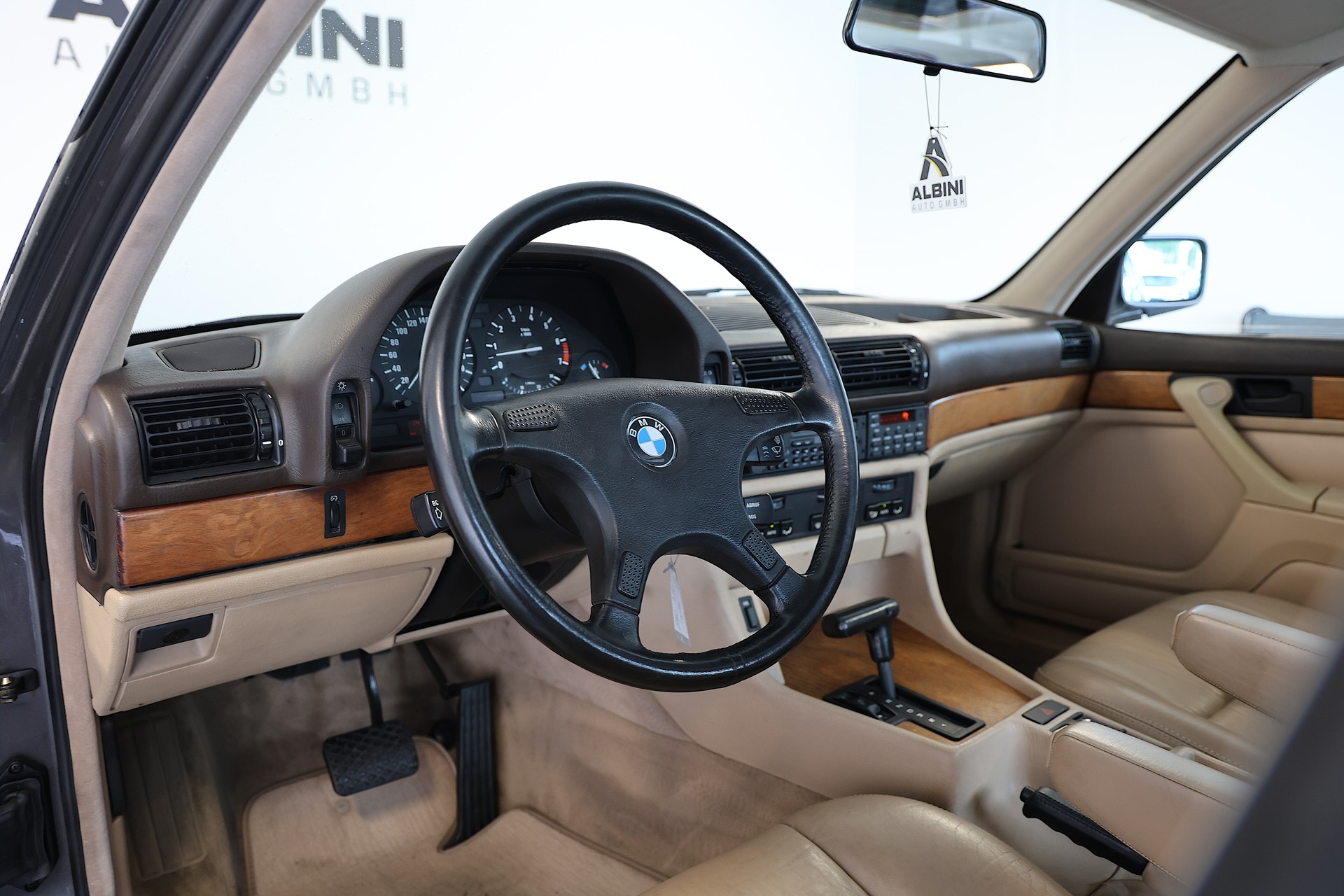 BMW 735i E32 *Veteranenfahrzeug*-image-8