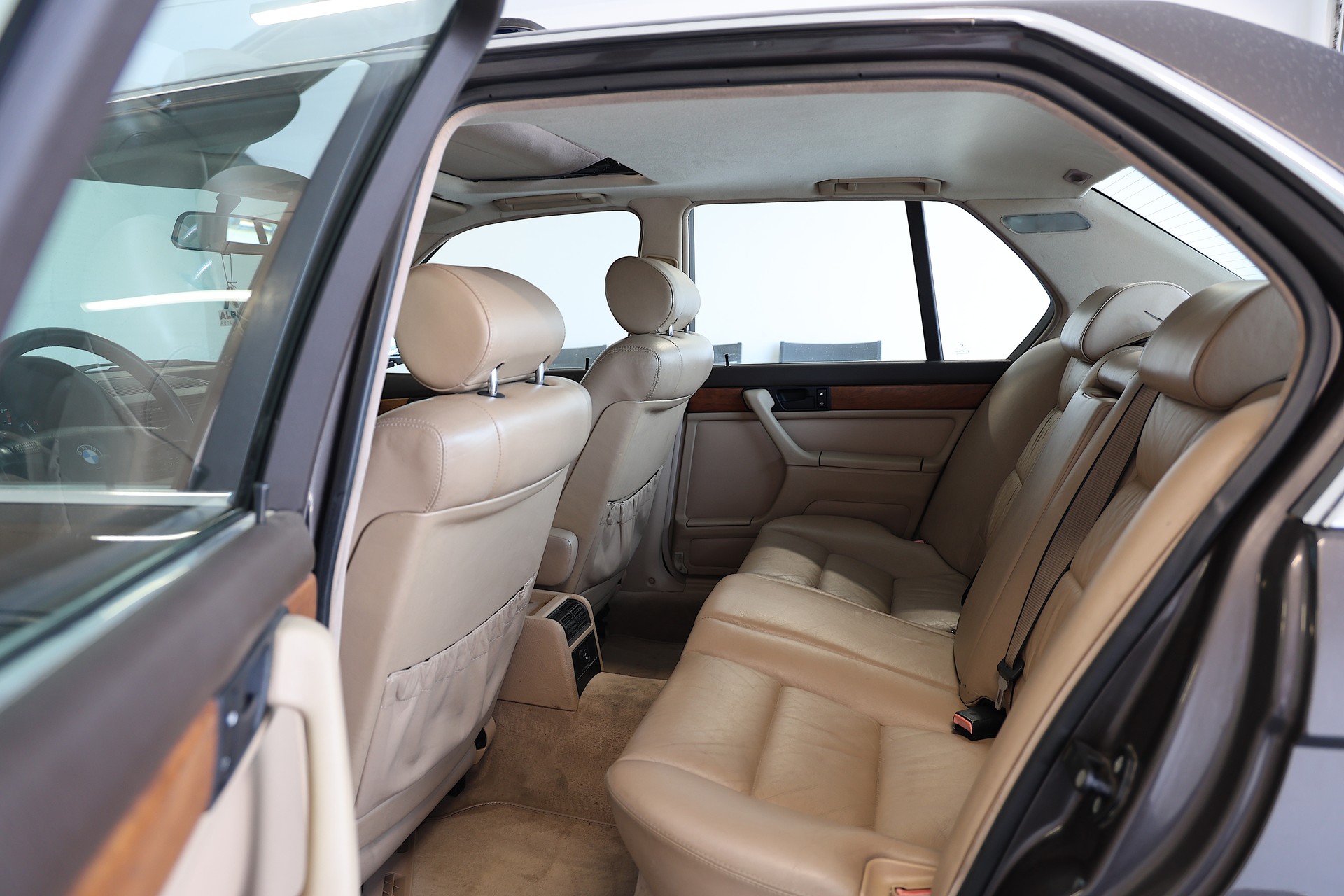 BMW 735i E32 *Veteranenfahrzeug*-image-15
