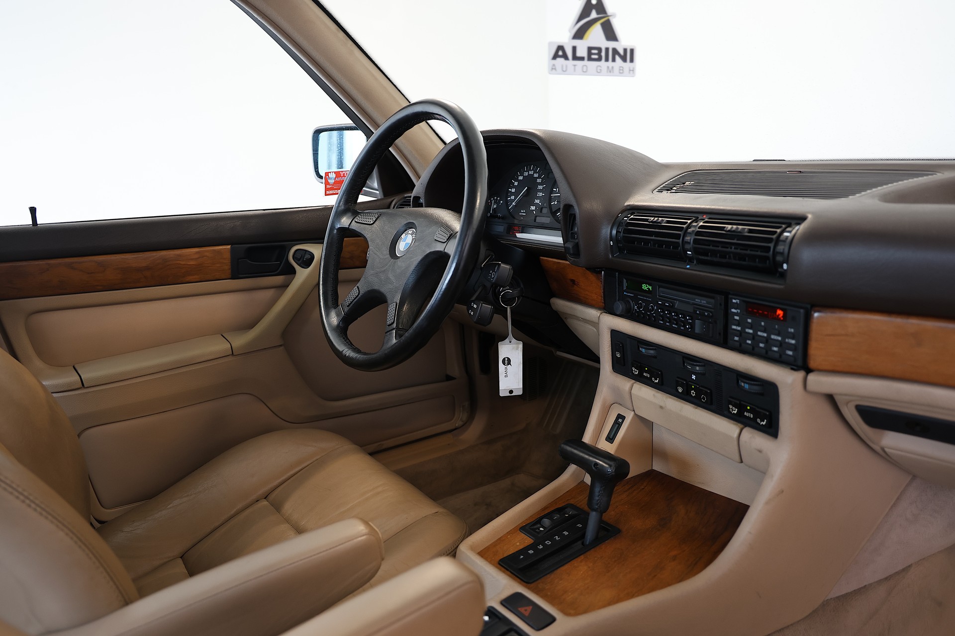 BMW 735i E32 *Veteranenfahrzeug*-image-13