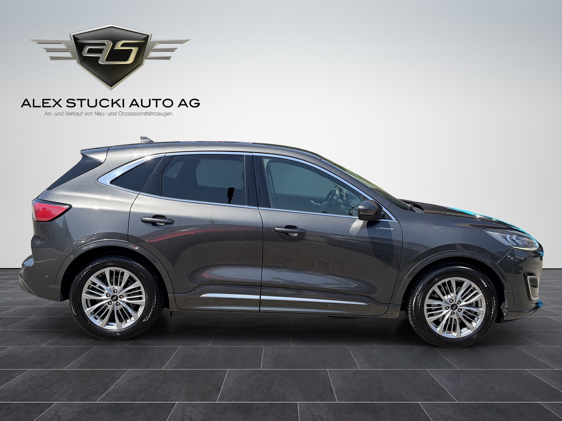 FORD Kuga 2.5 PHEV Vignale 2WD-showroom-element-3