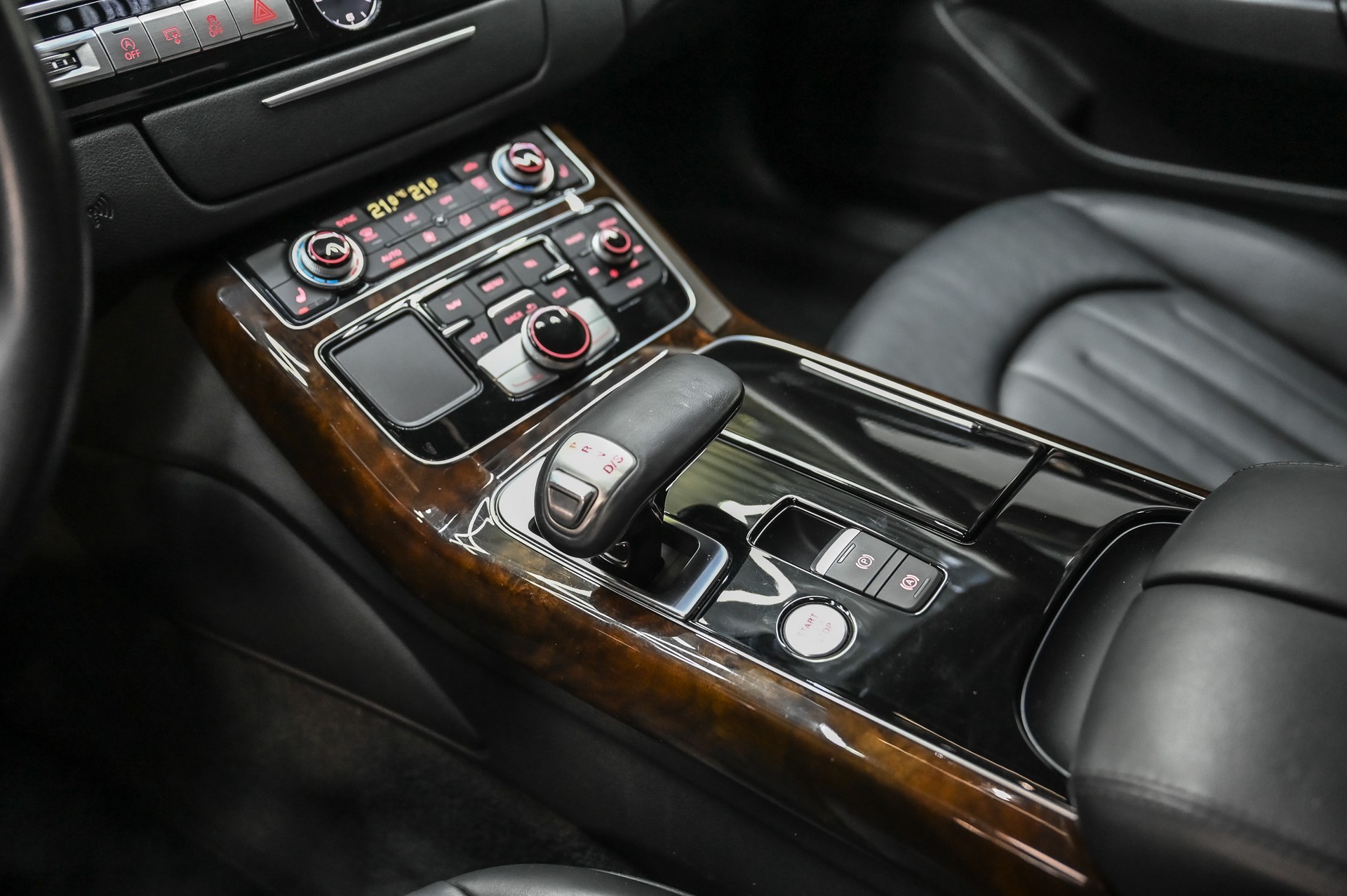 AUDI A8 3.0TDI quattro tiptronic-image-23