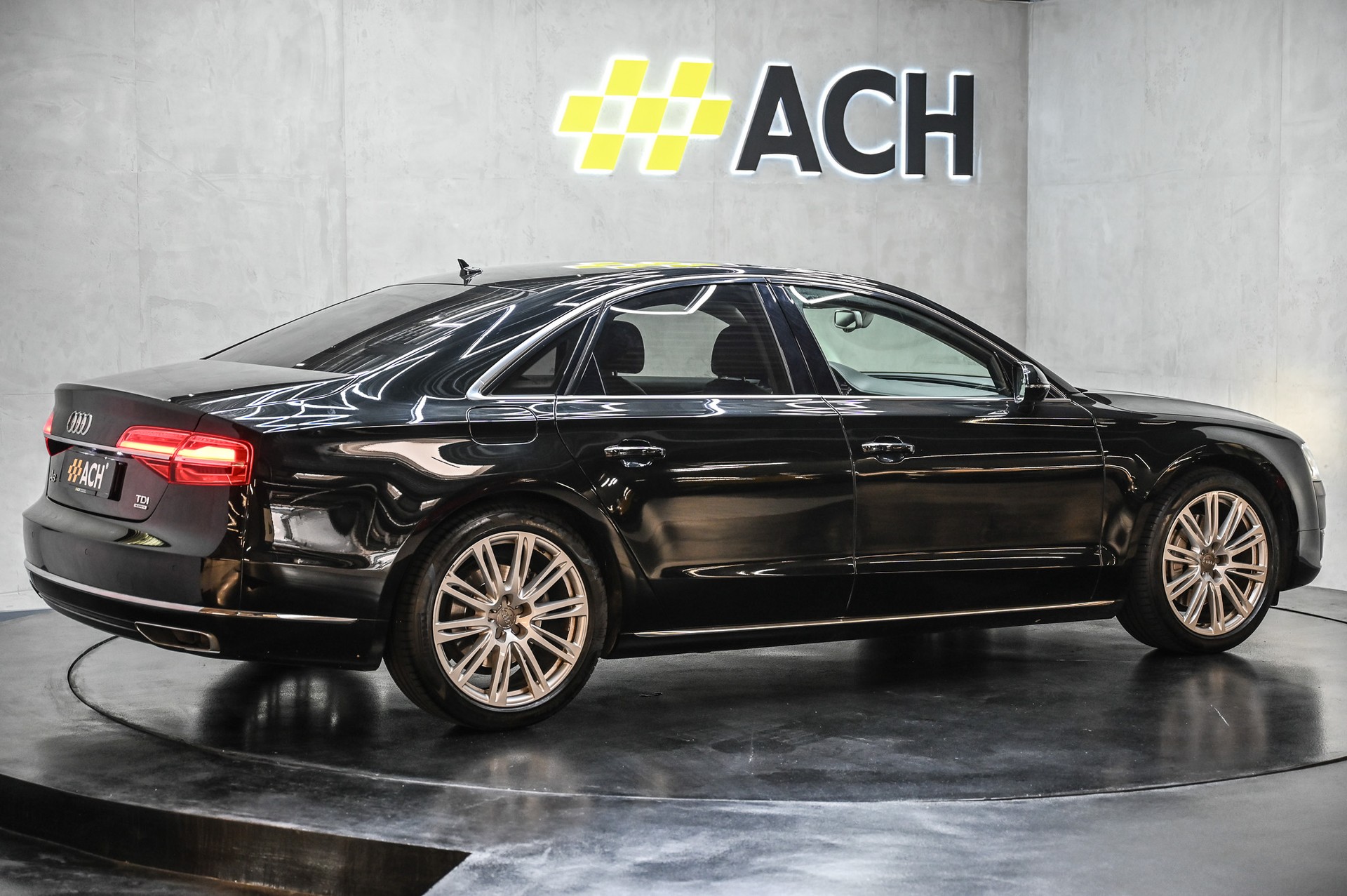 AUDI A8 3.0TDI quattro tiptronic-image-9