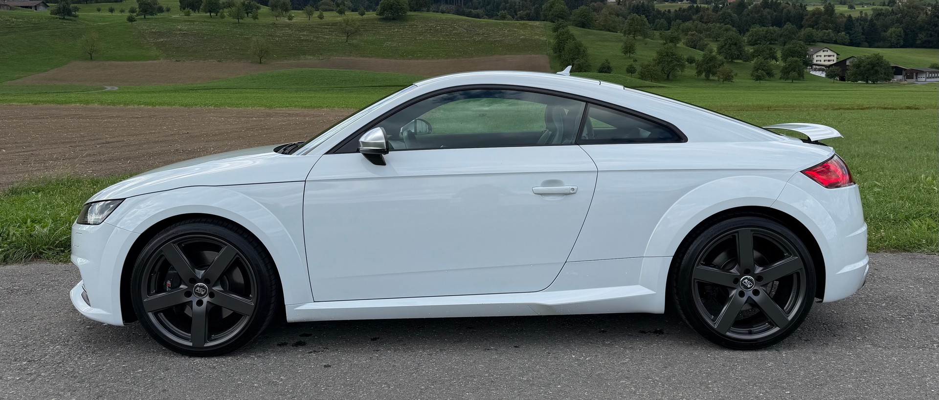 AUDI TTS Coupé 2.0 TFSI quattro S-tronic-image-2