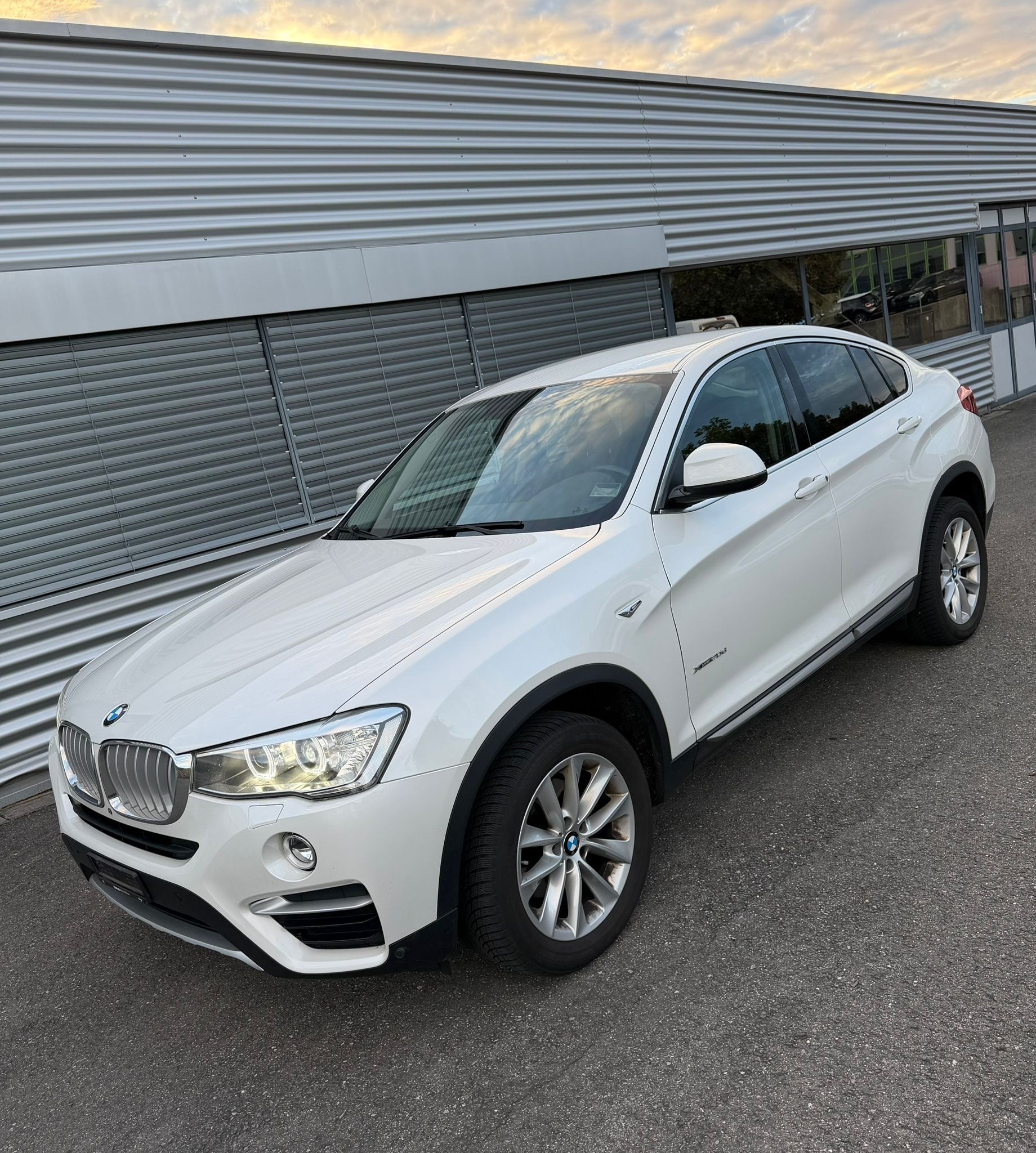 BMW X4 xDrive 20d xLine Steptronic-image-6