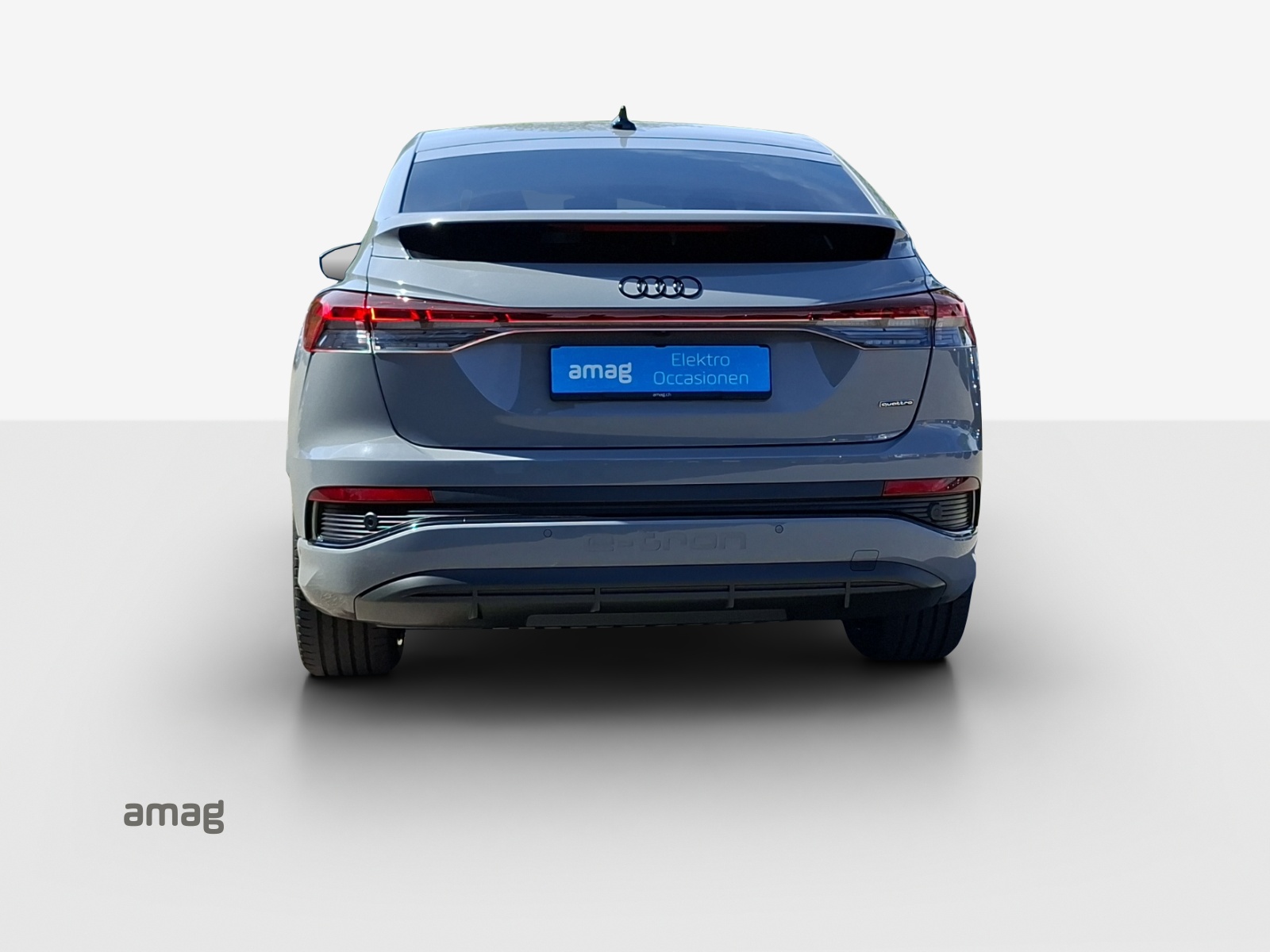 AUDI Q4 Sportback e-tron 50 quattro-image-4