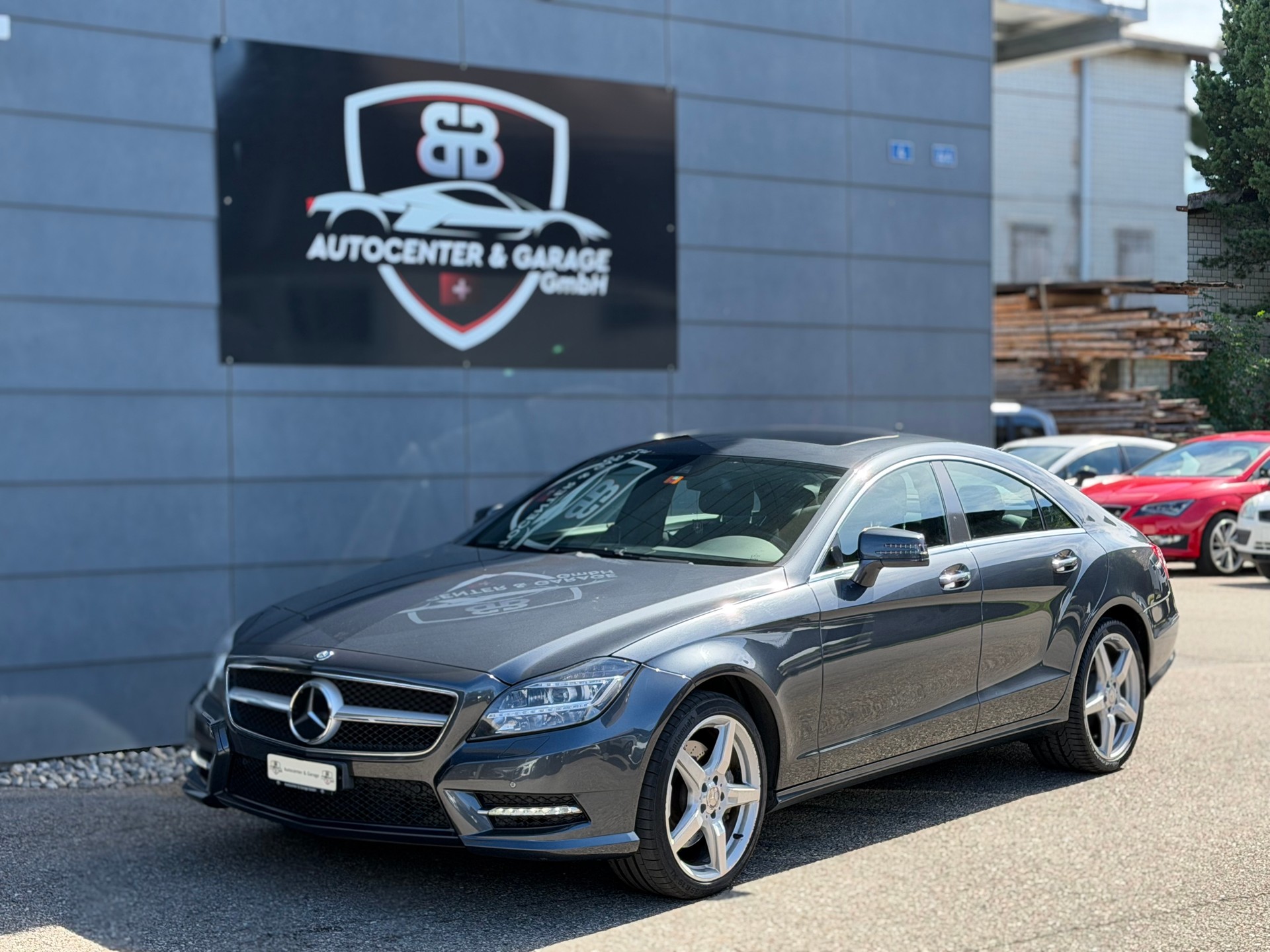 MERCEDES-BENZ CLS 350 BlueTEC 4Matic 7G-Tronic-showroom-element-1
