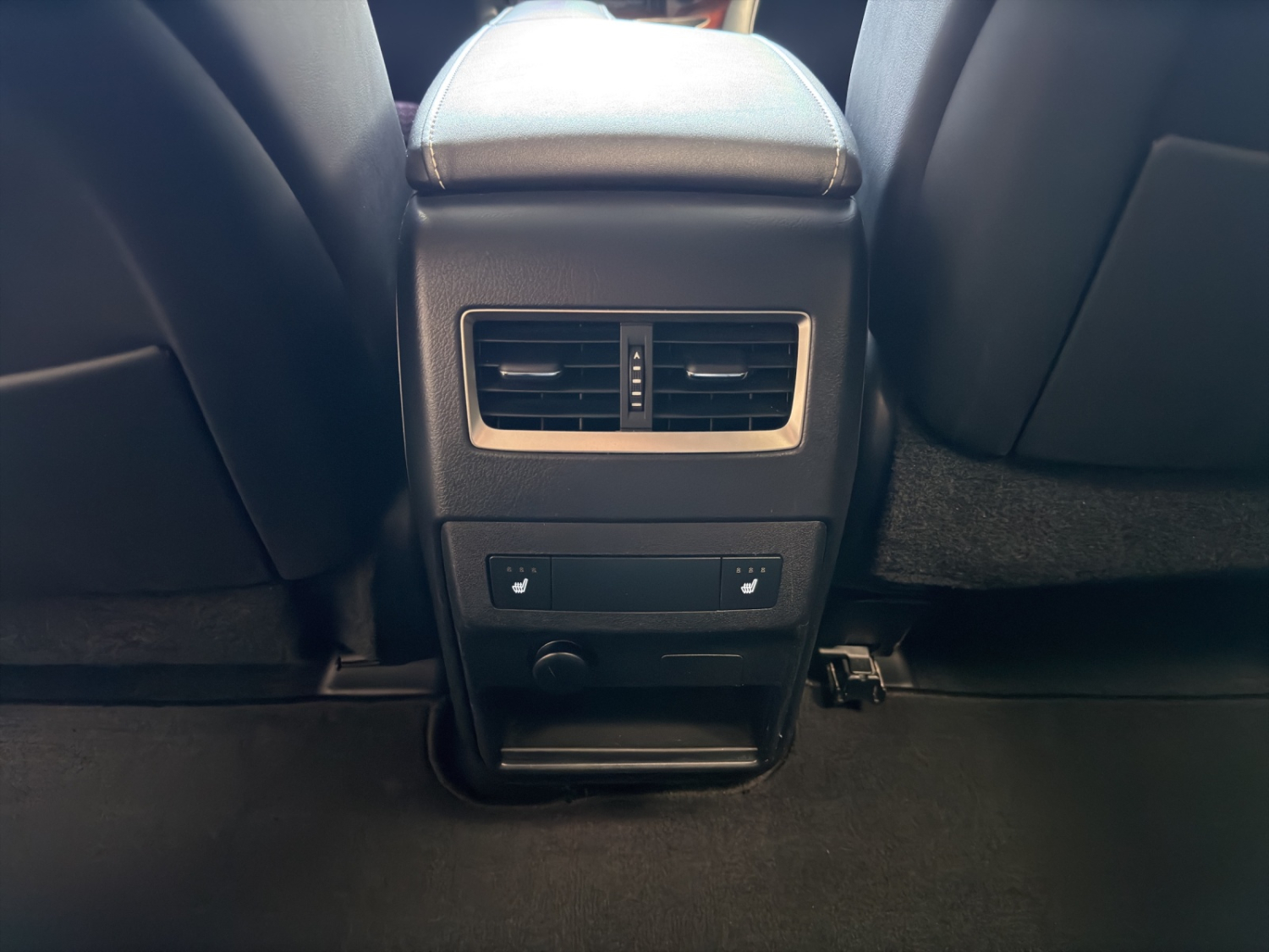 LEXUS RX 450h Excellence-image-20