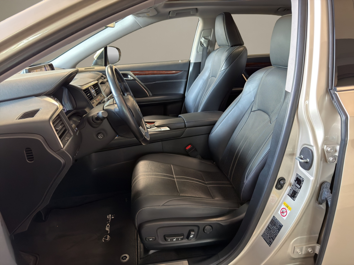 LEXUS RX 450h Excellence-image-8
