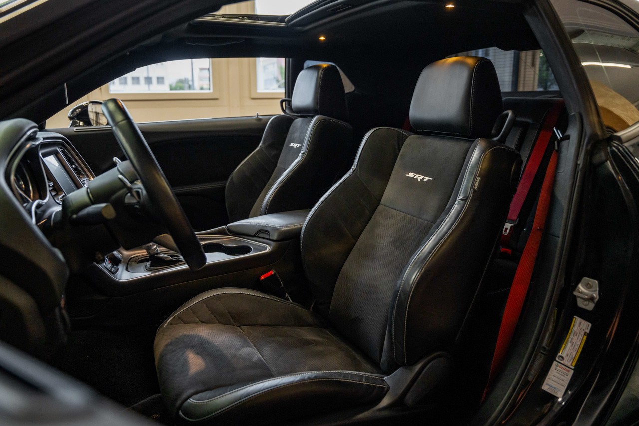 DODGE Challenger SRT8 6.4L HEMI-image-14