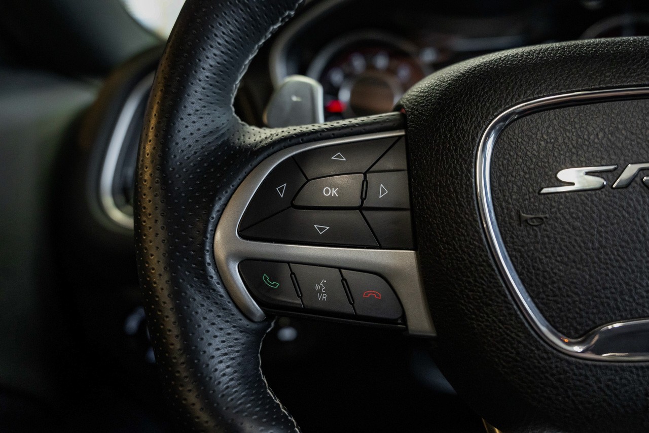 DODGE Challenger SRT8 6.4L HEMI-image-30