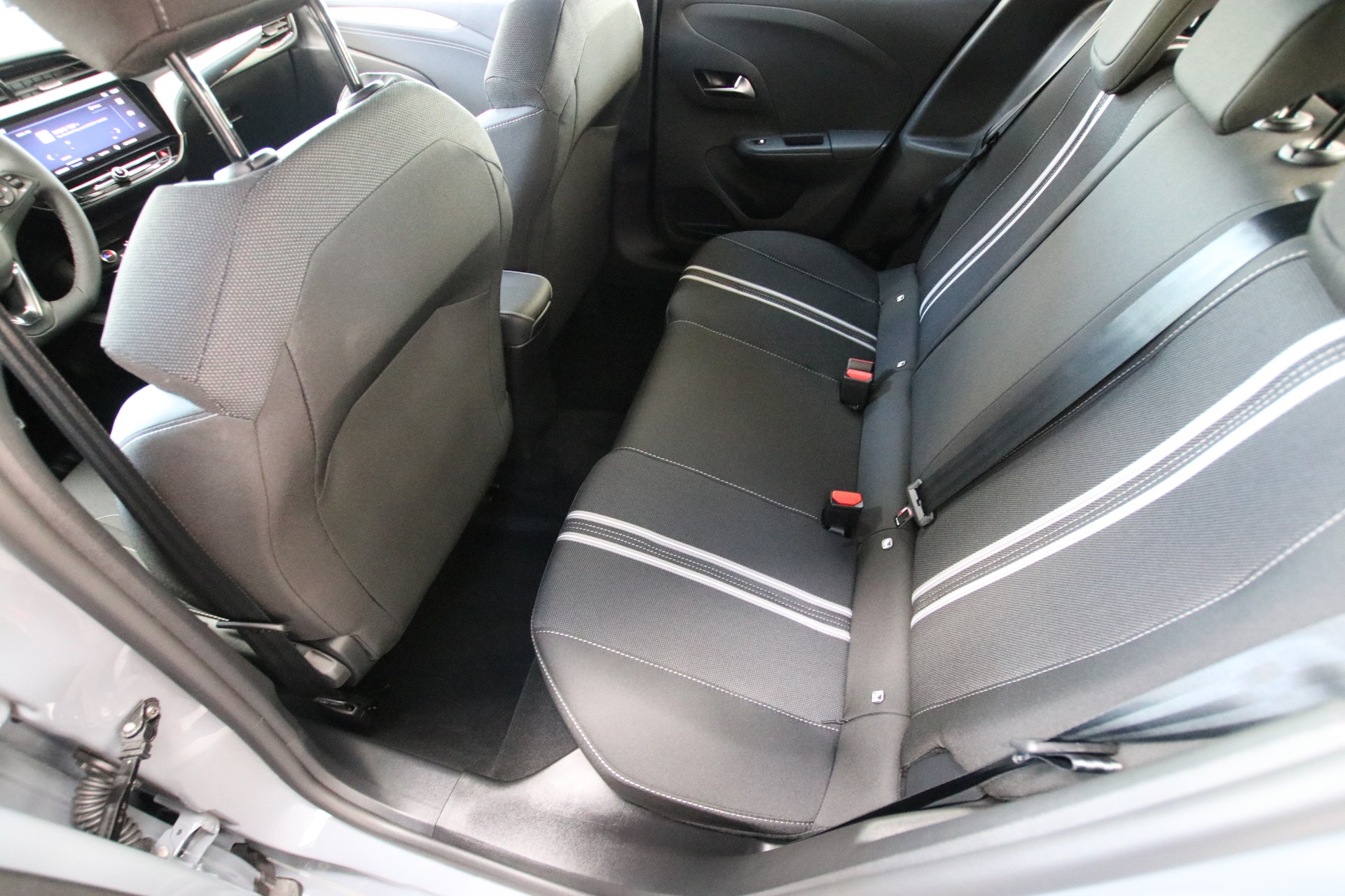 OPEL Corsa e- 51kWh GS-image-13
