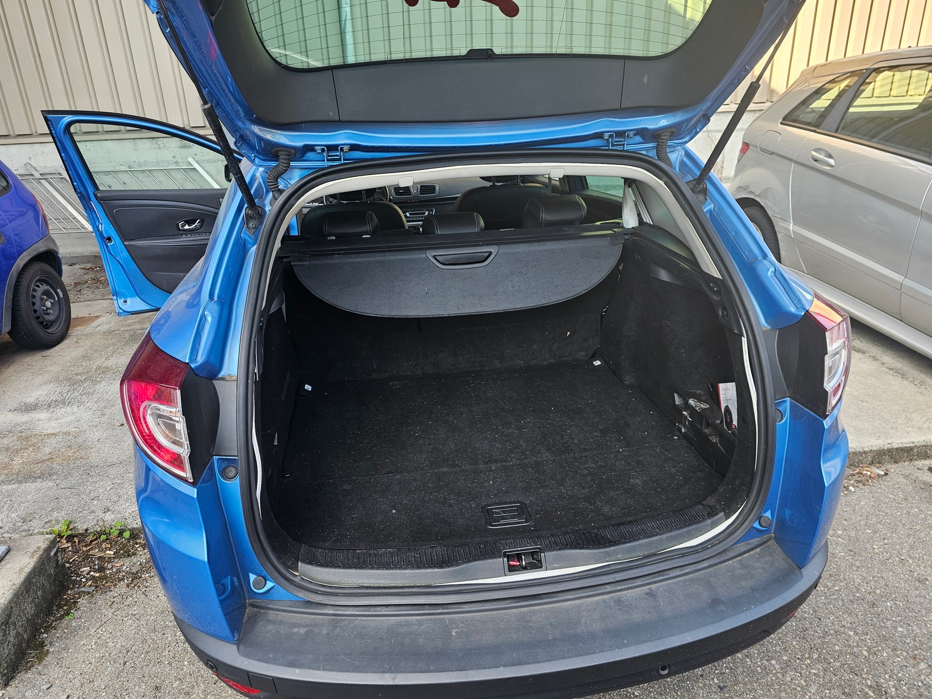 RENAULT Mégane Grandtour 1.5 dCi Expression EDC-image-14